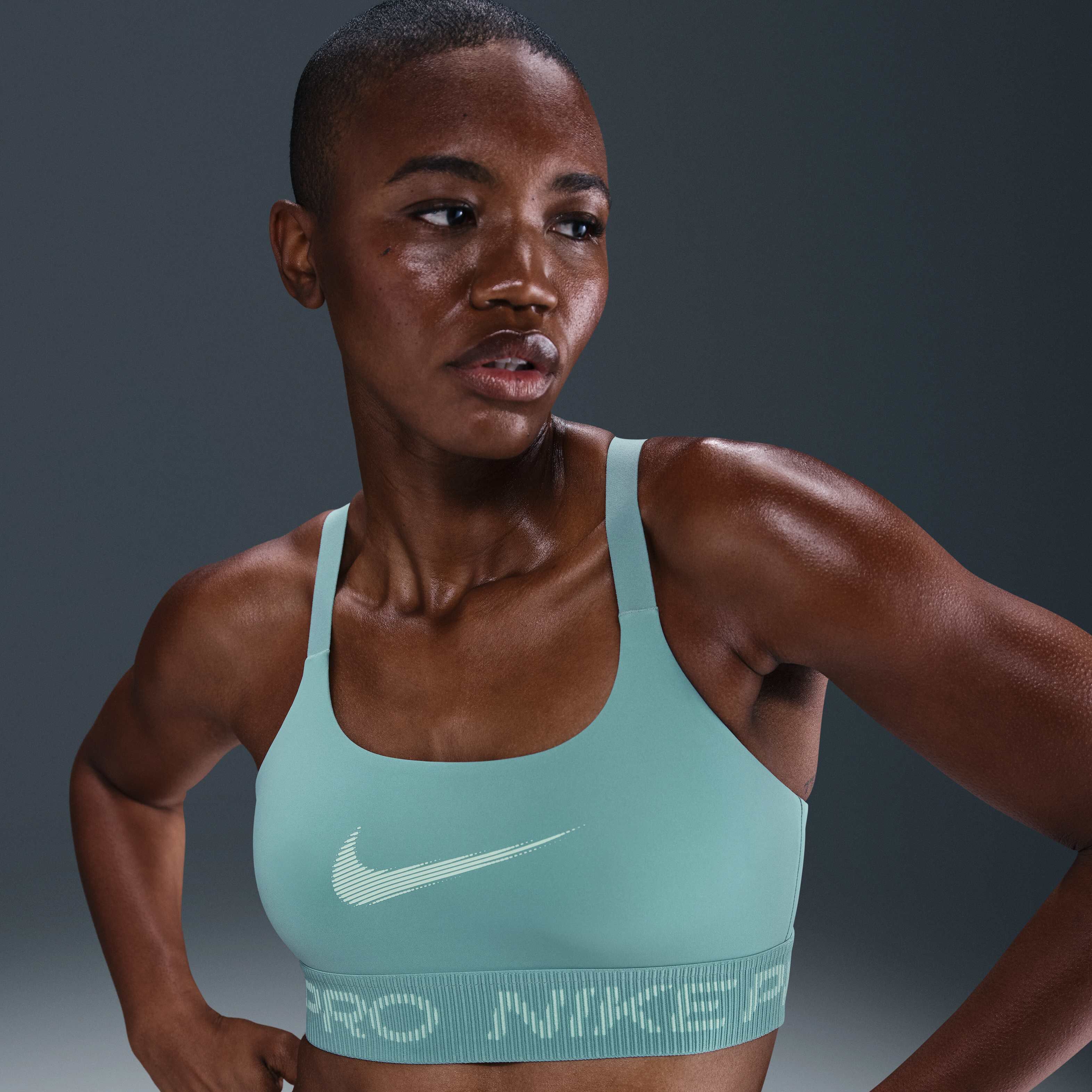 Nike Pro image number 0