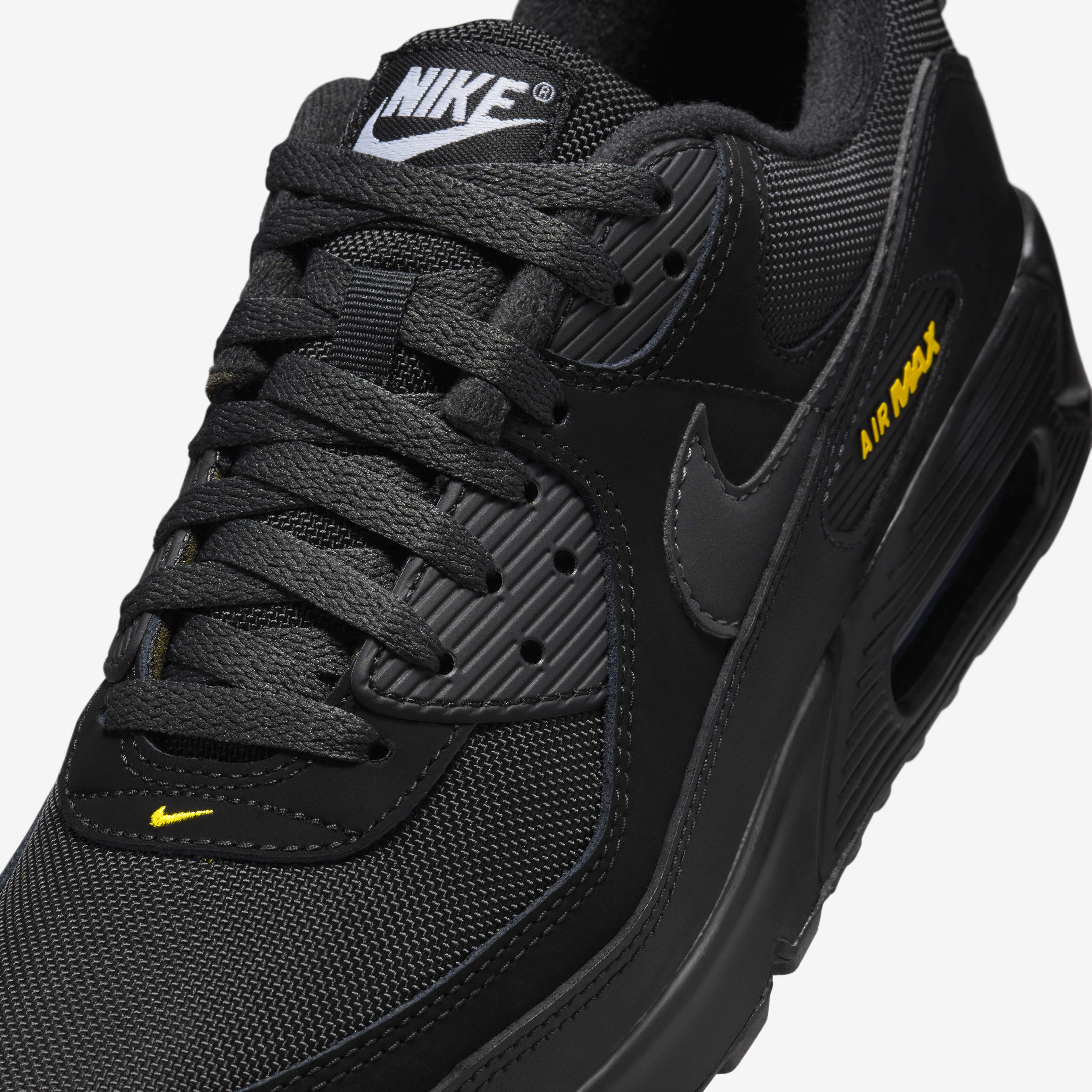 Nike men's air max 90 essential shoes - white/red/black best sale