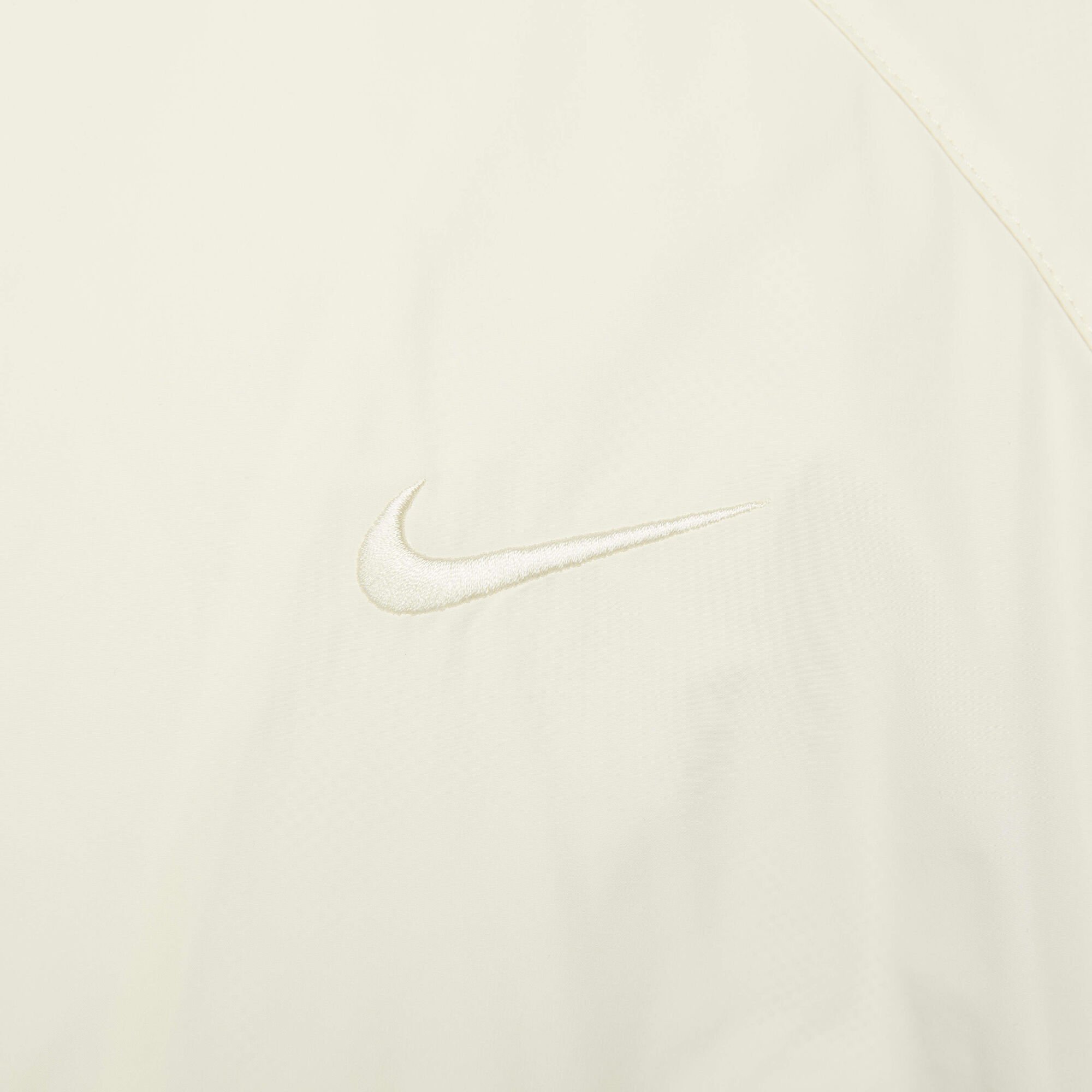 Zoom image