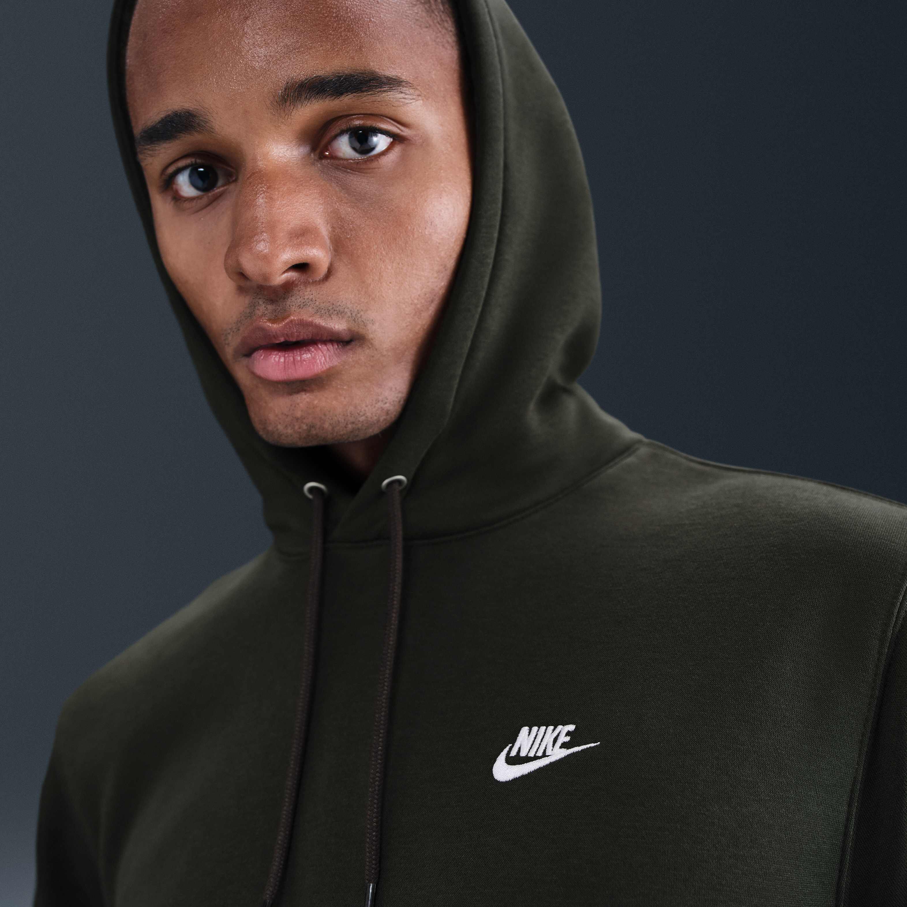 Nike Club image number 2