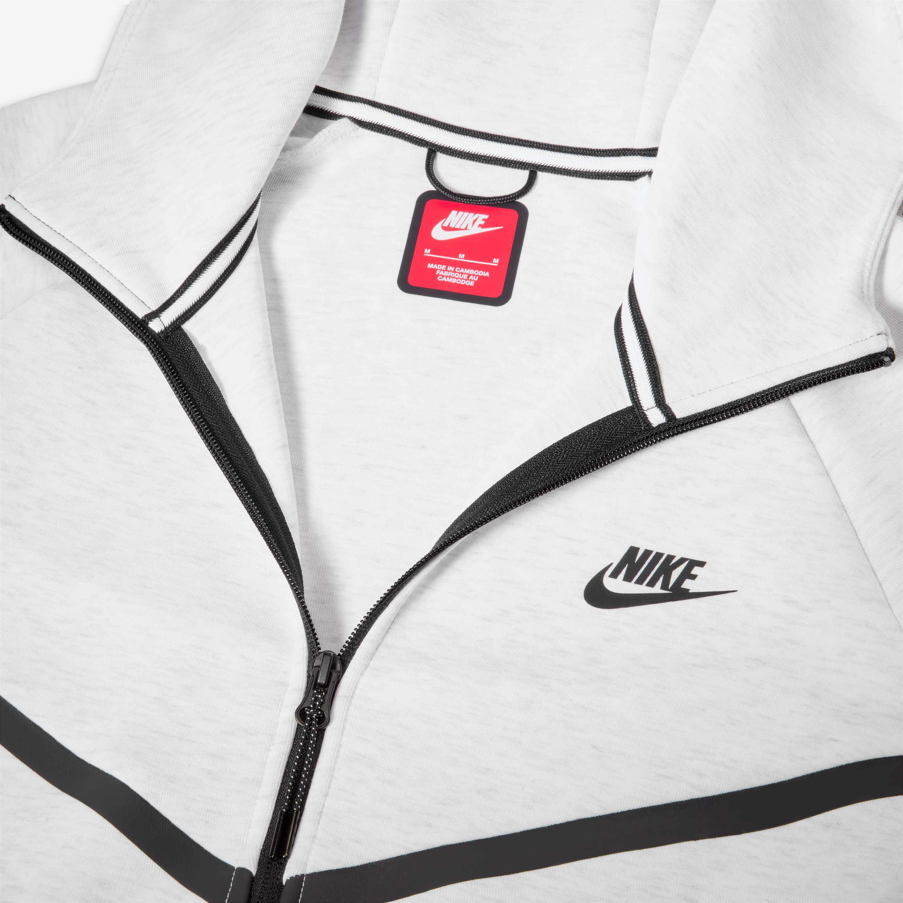 Nike Tech image number 3