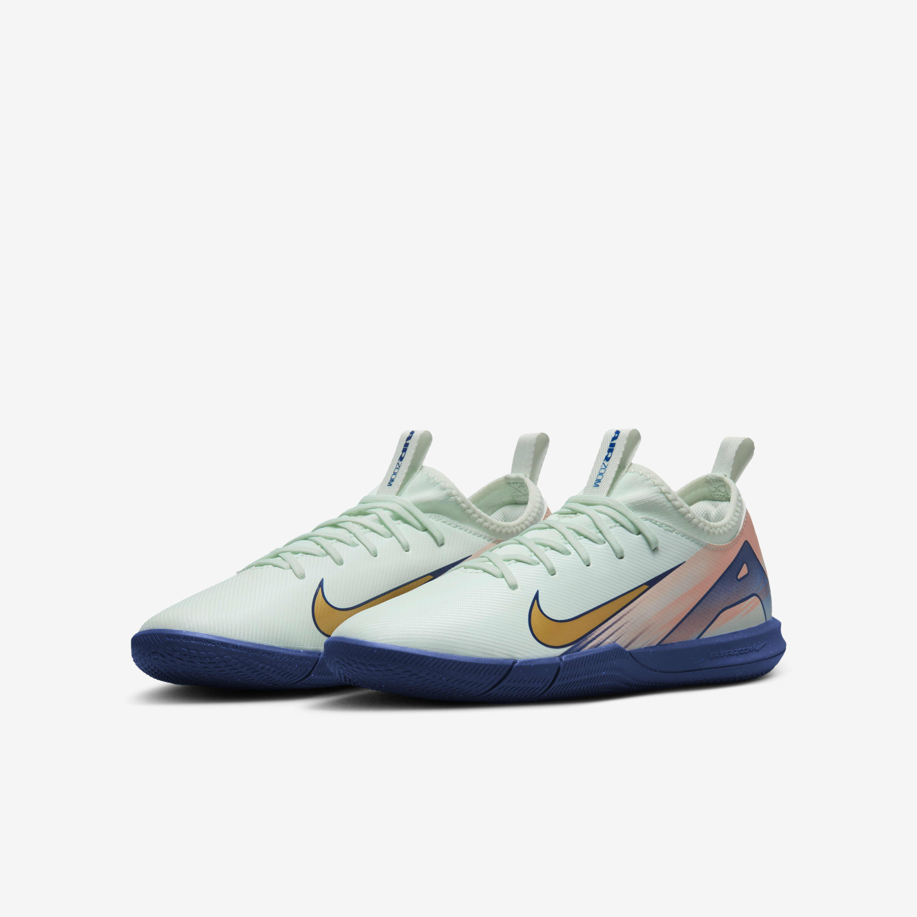 Buy Nike Jr. Vapor 16 Academy Mercurial Dream Speed Older Kids IC Low Top Football Shoes Nike Saudi Official