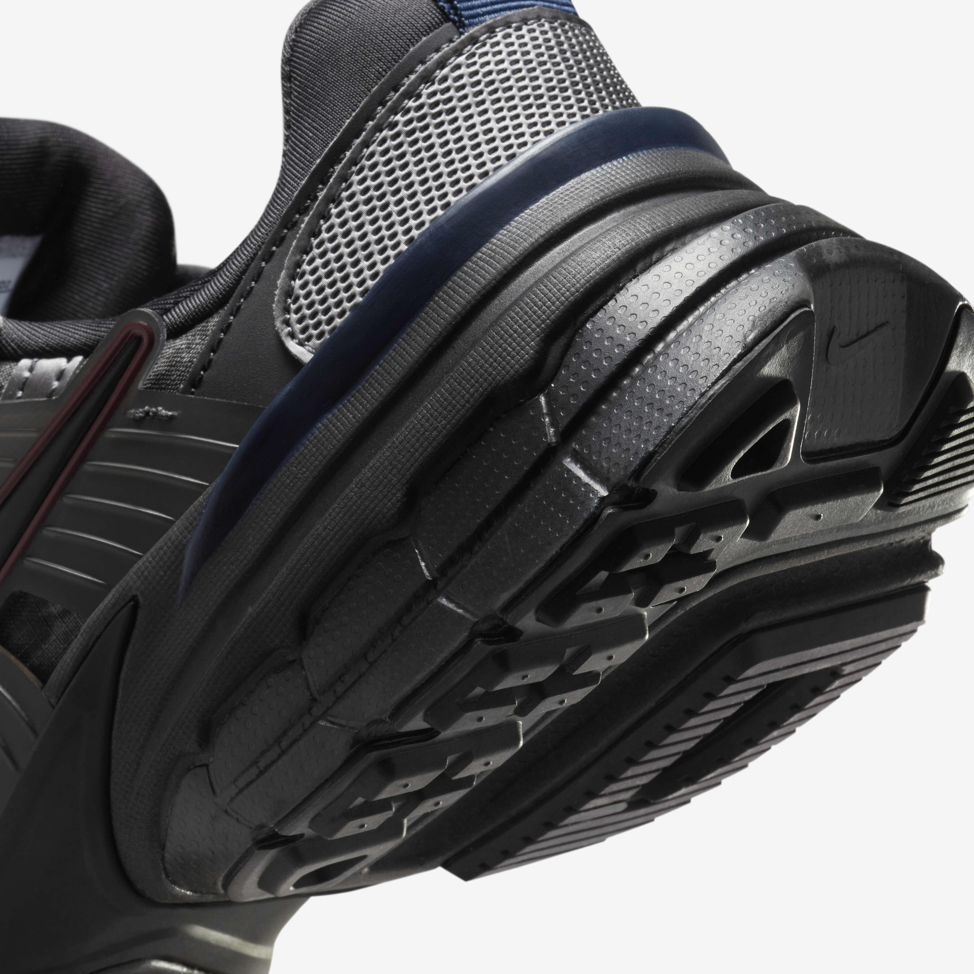 Nike V2K Run image number 7