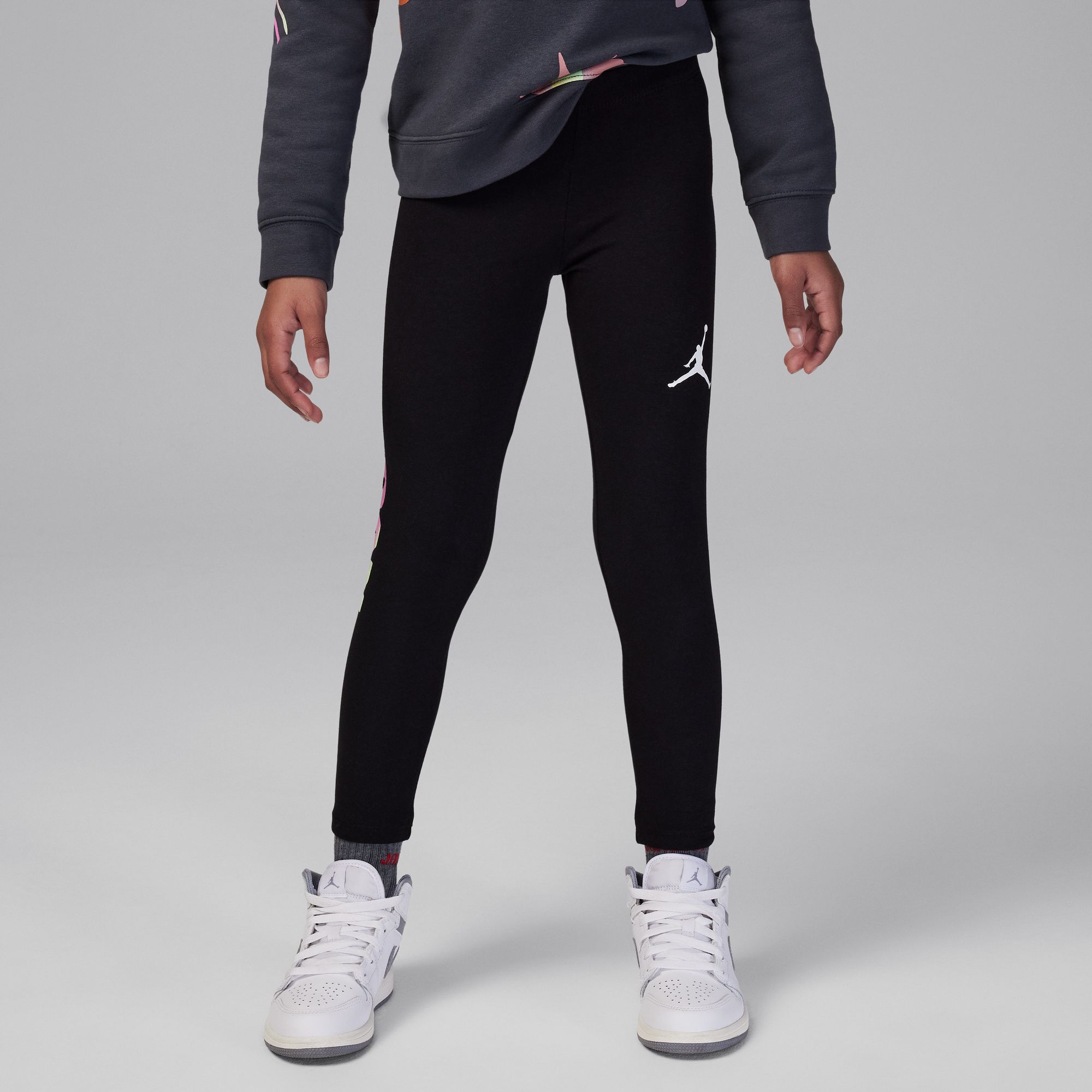 جوردن ديلوريس جوردن فلاورز image number 4