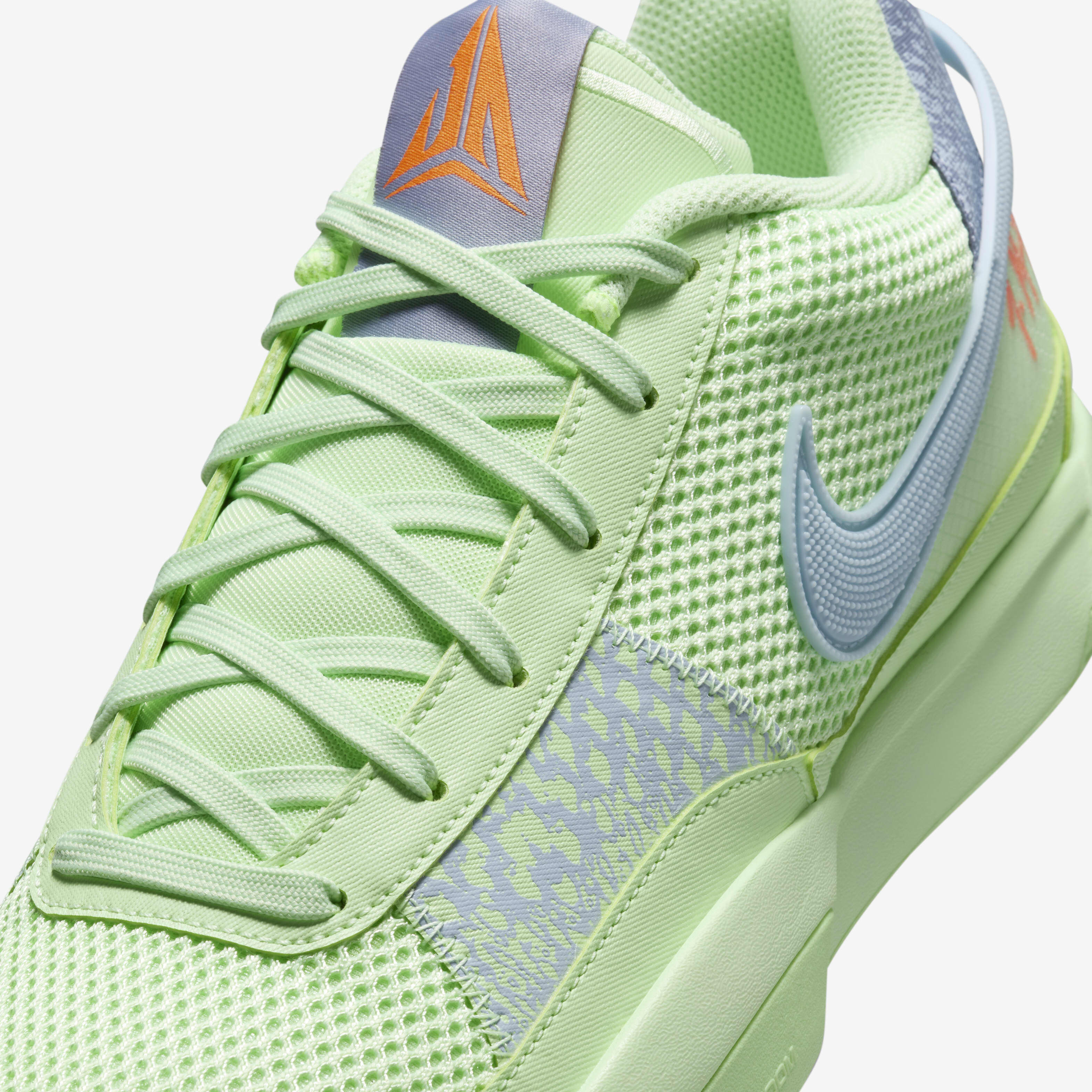 Nike light green shoes new arrivals