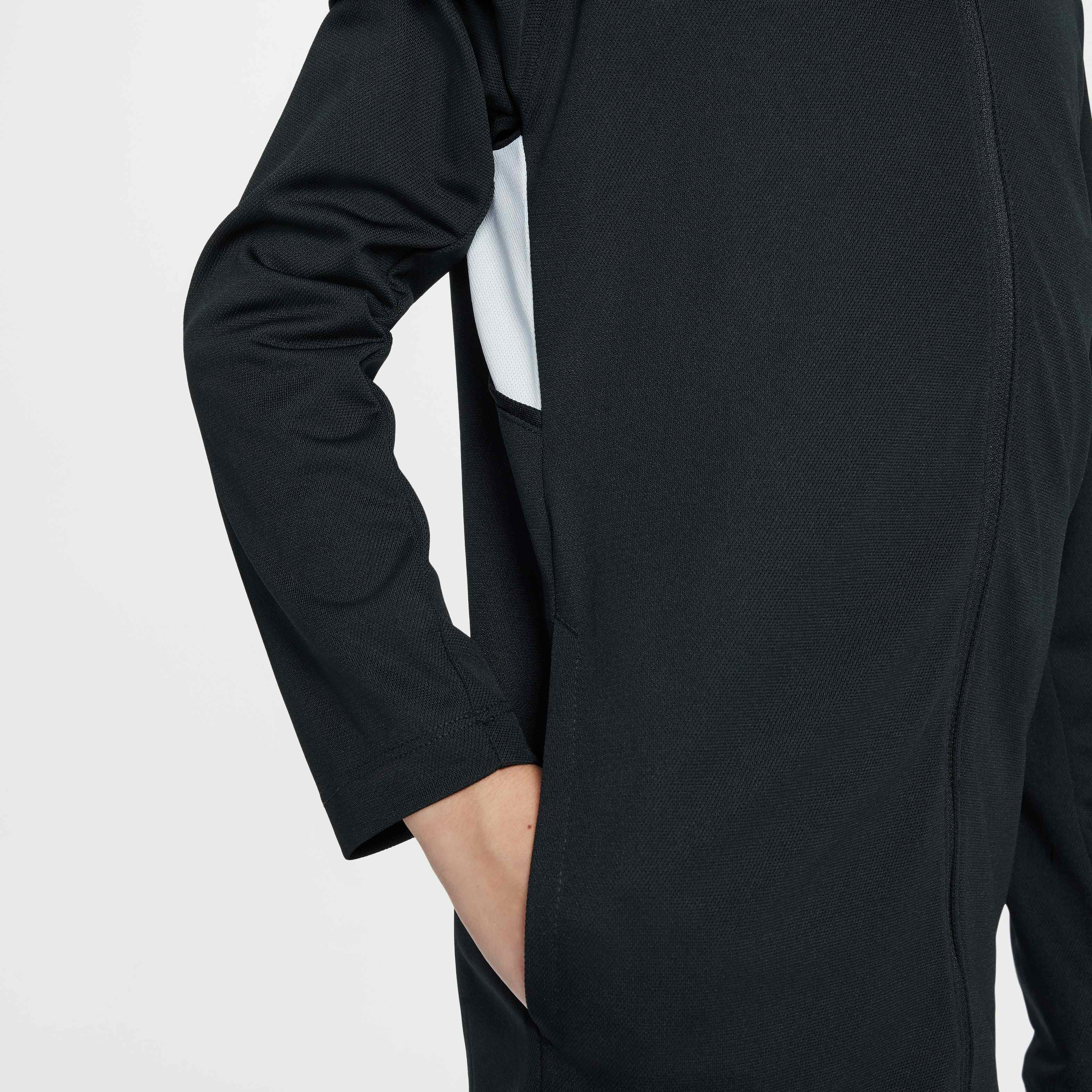 Nike Academy image number 5