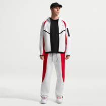 Nike Tech