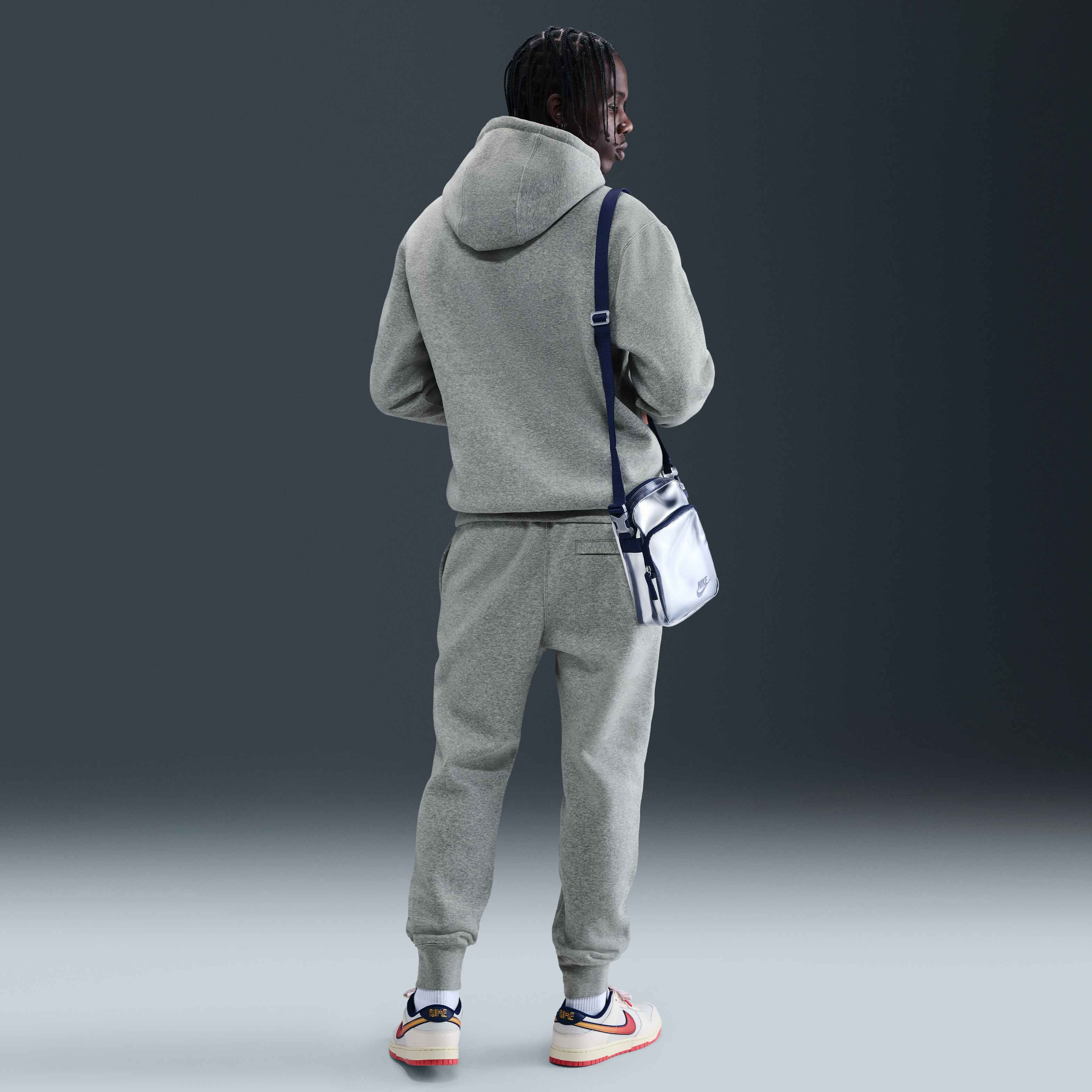 نايكي سبورتسوير كلوب image number 3