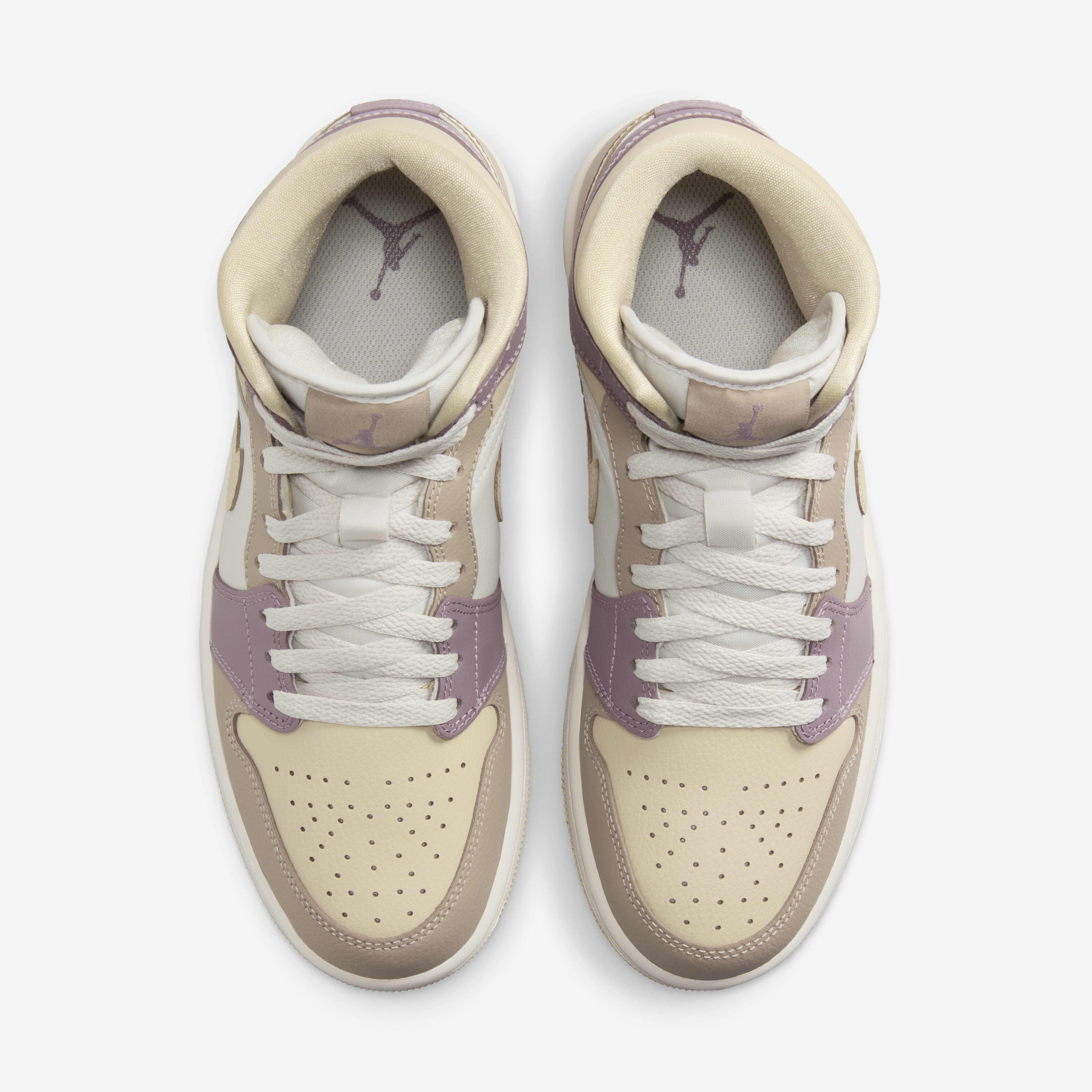 اير جوردن 1 ميد image number 3