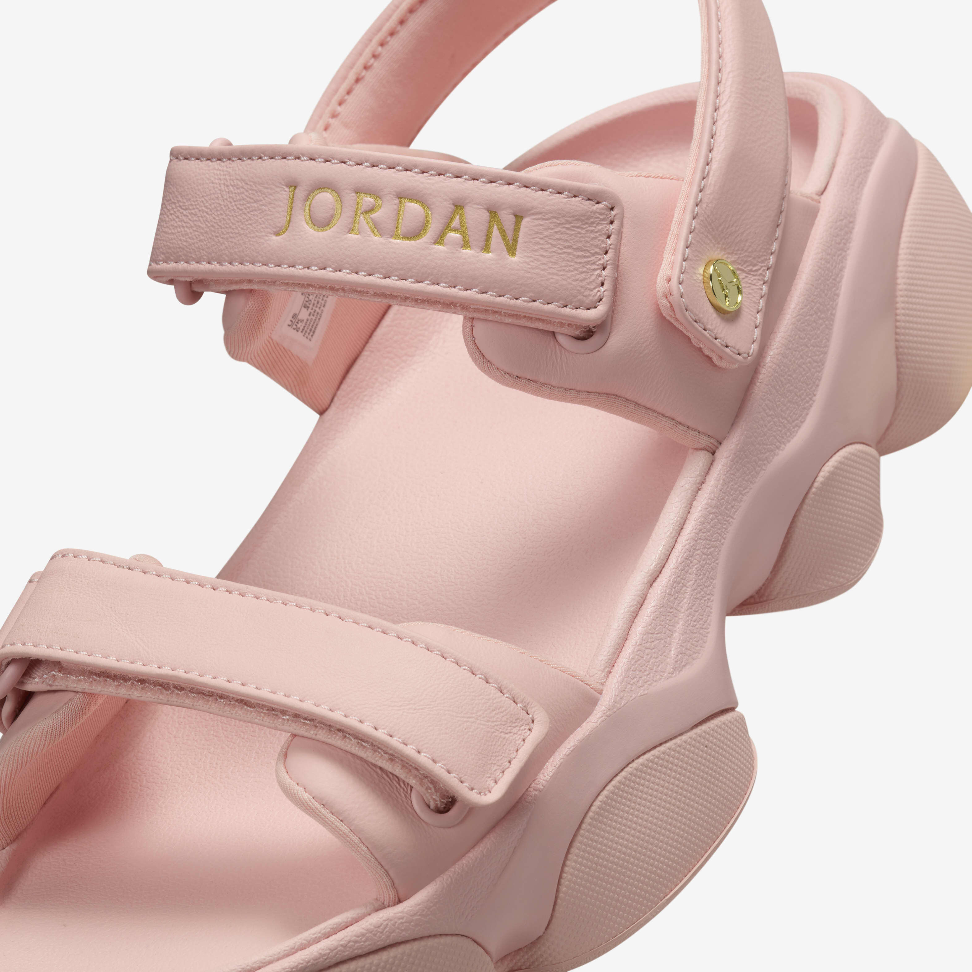 Jordan Deja image number 6