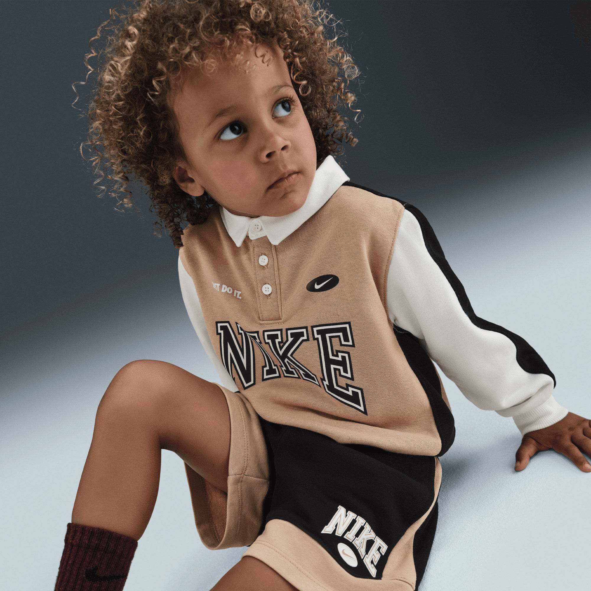 Nike Game Day Essentials image number 4