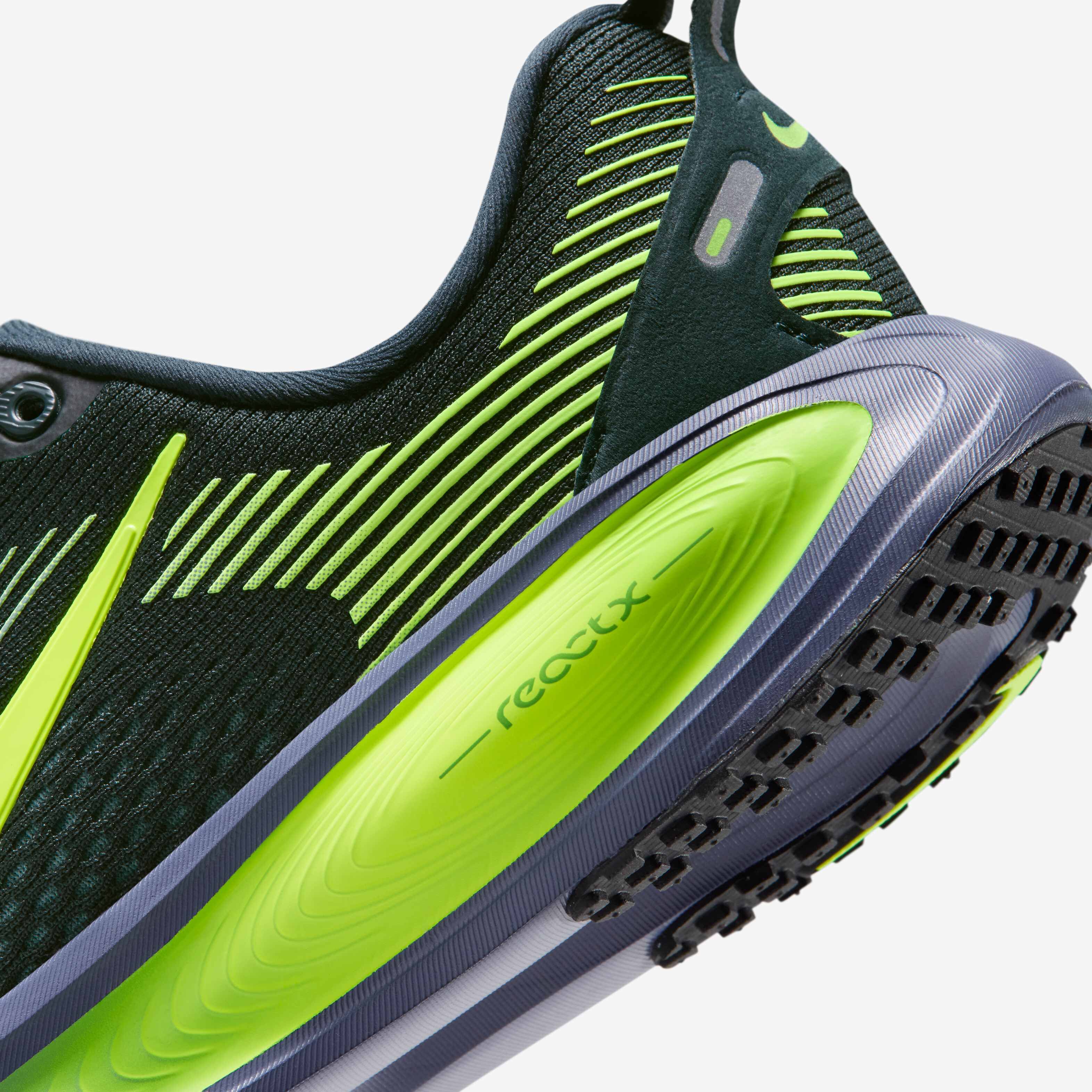 Nike Vomero 18 image number 7