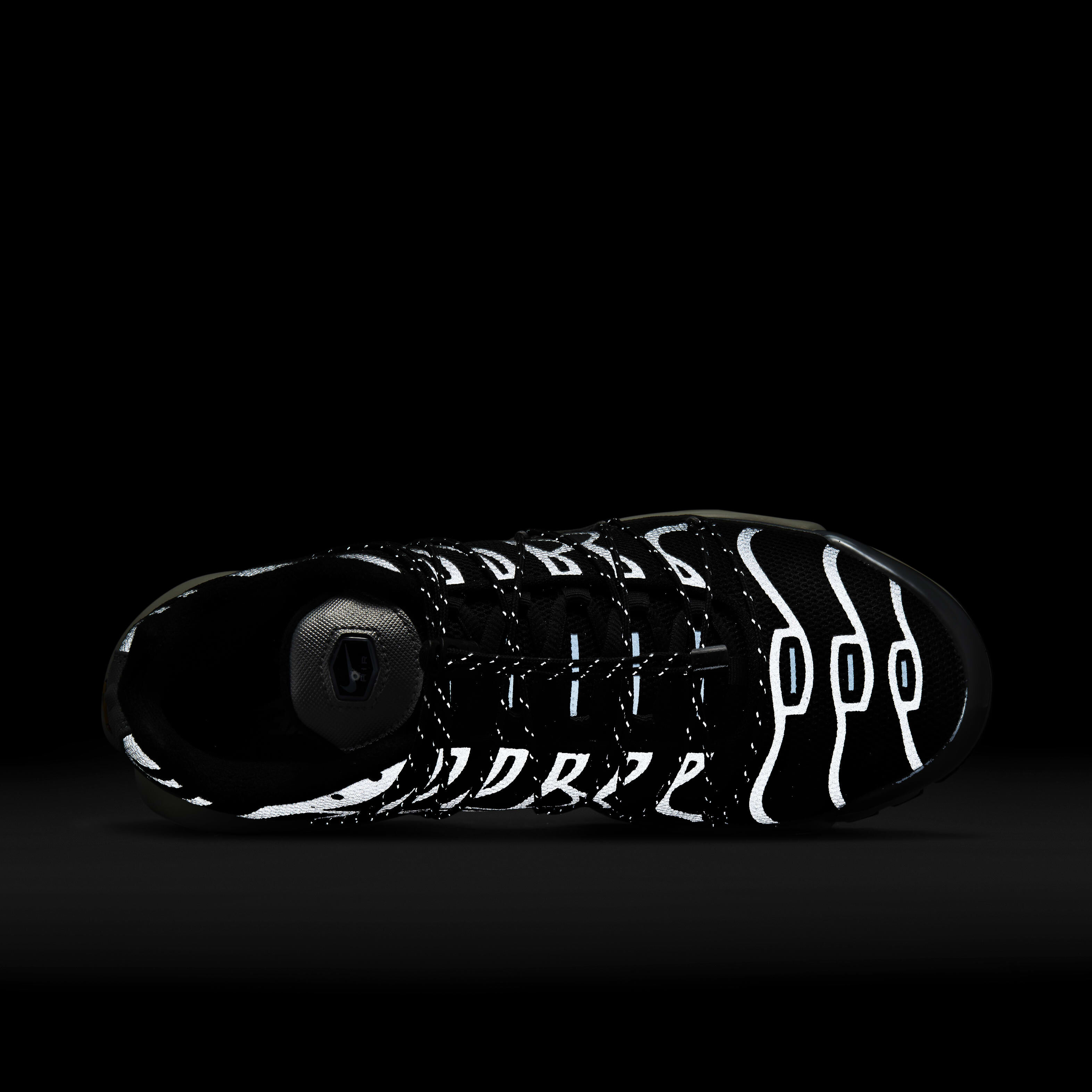 Nike Air Max Plus image number 9