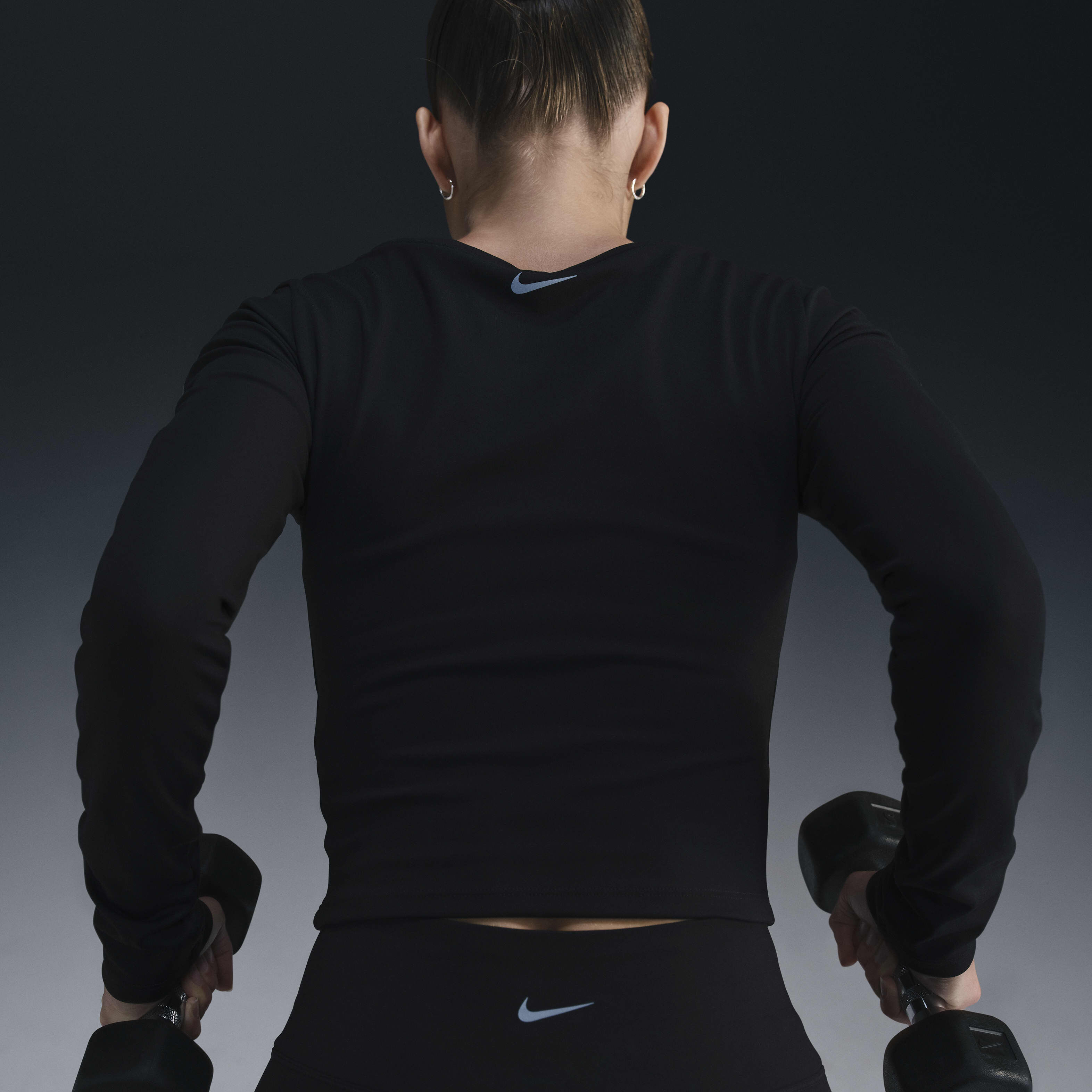 نايكي ون فيتد image number 1