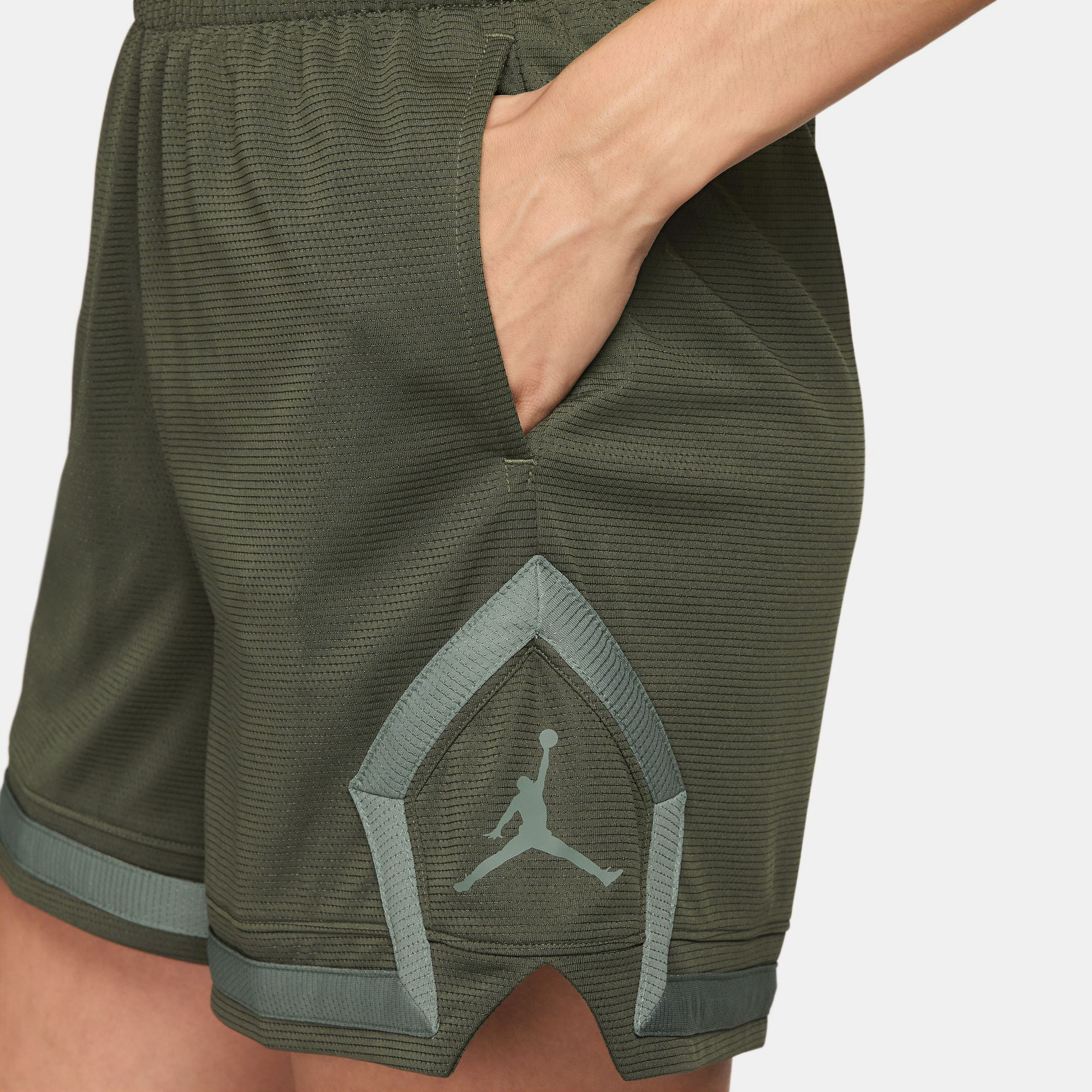 جوردن سبورت image number 3