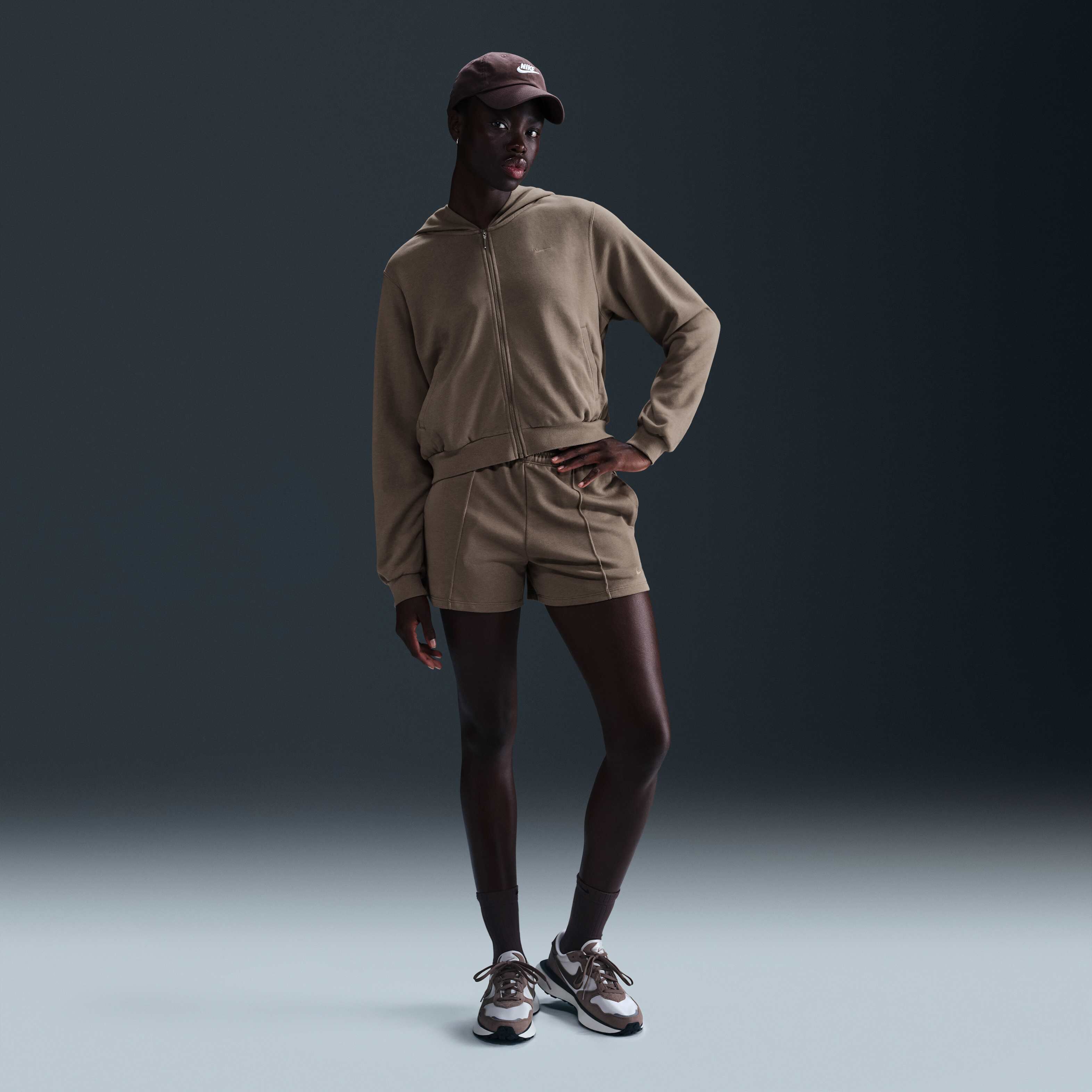 Nike Sportswear Chill Terry image number 3