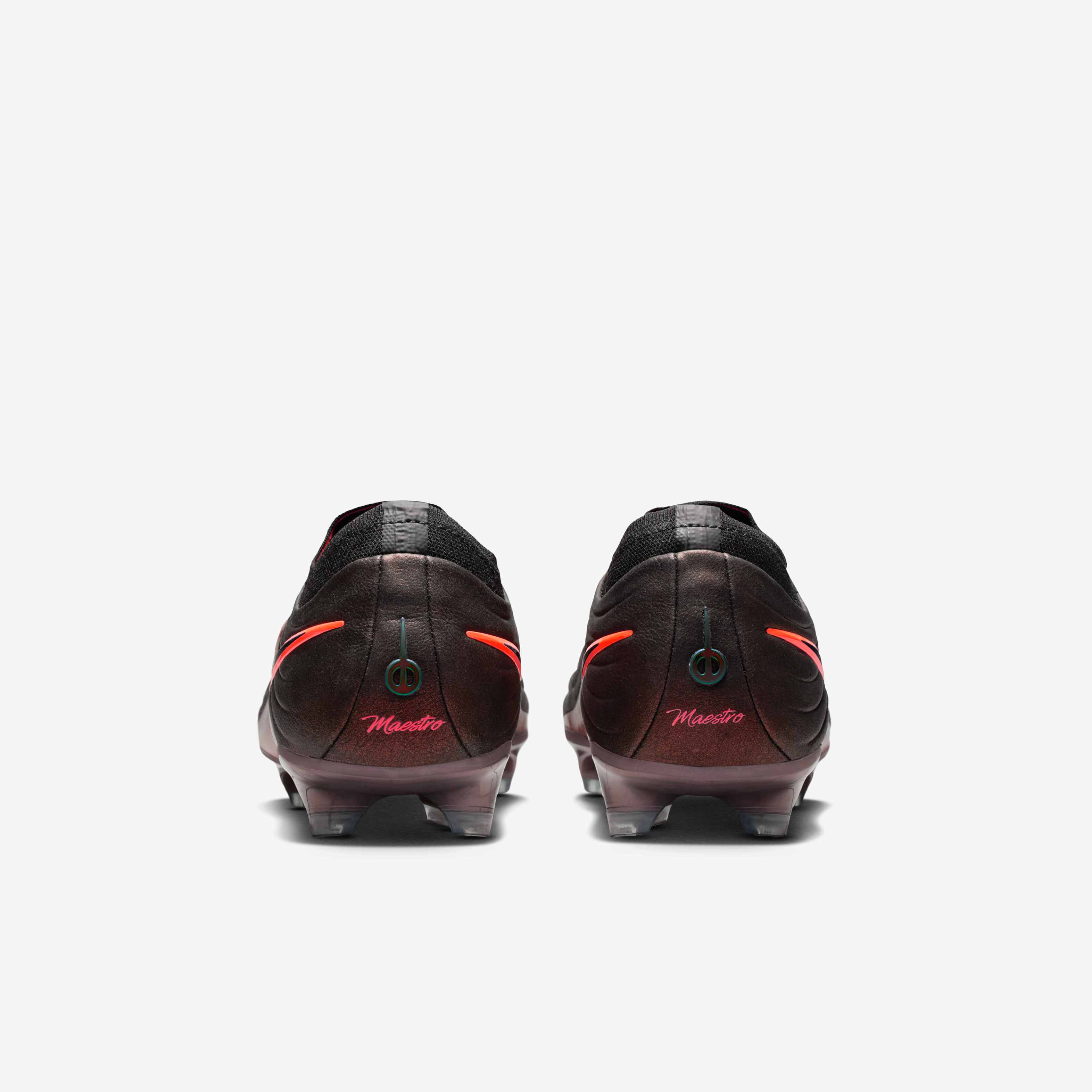 نايكي تيمبو مايسترو ايليت LV8 image number 5