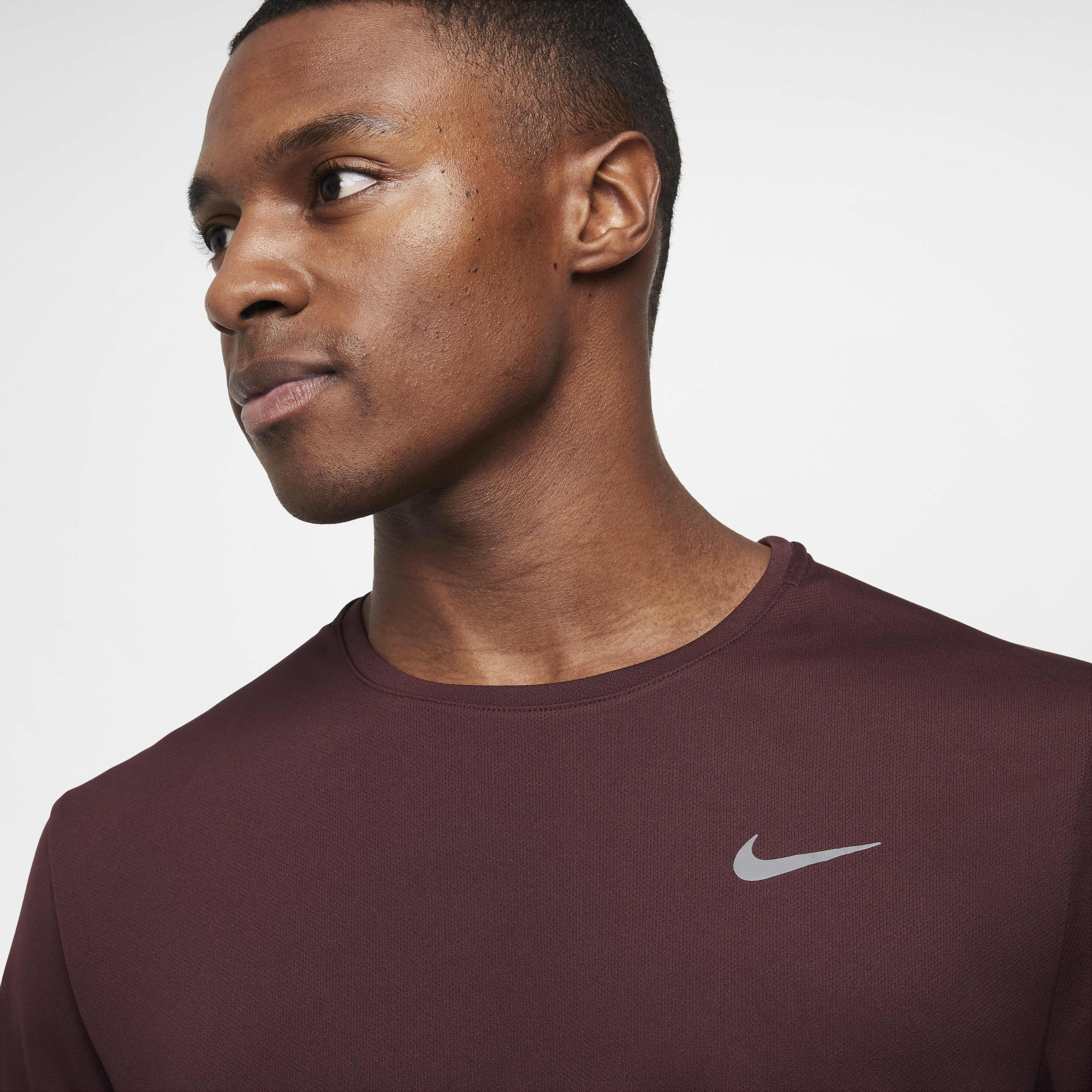 nike miler burgundy