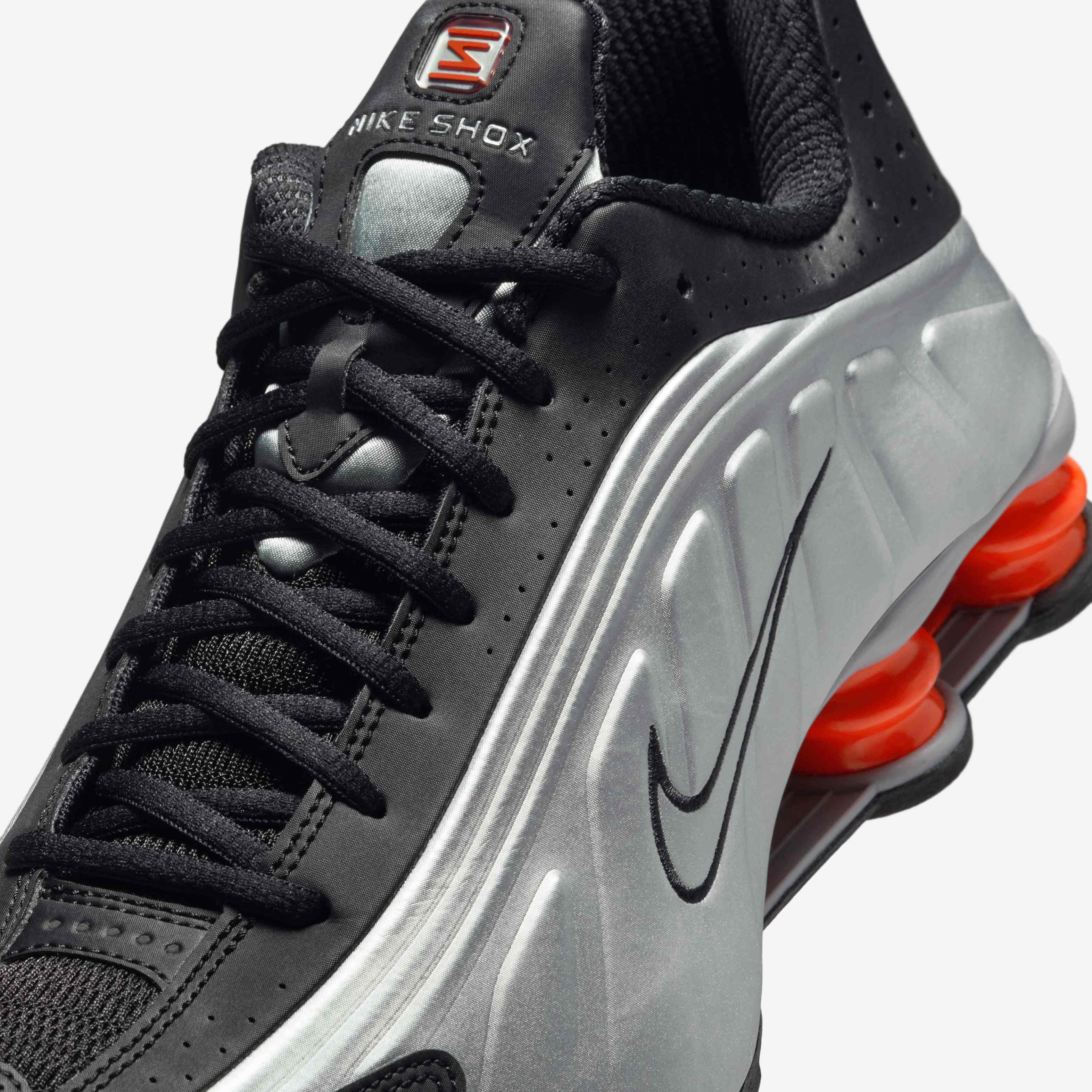 Nike Shox R4 image number 6