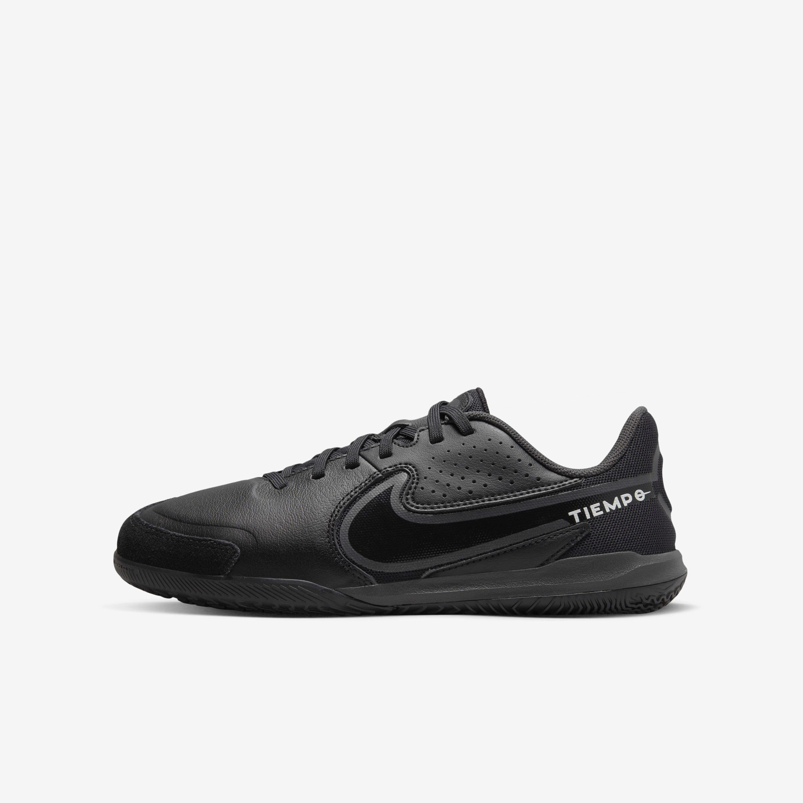 Nike Jr. Tiempo Legend 9 Academy IC image number 0