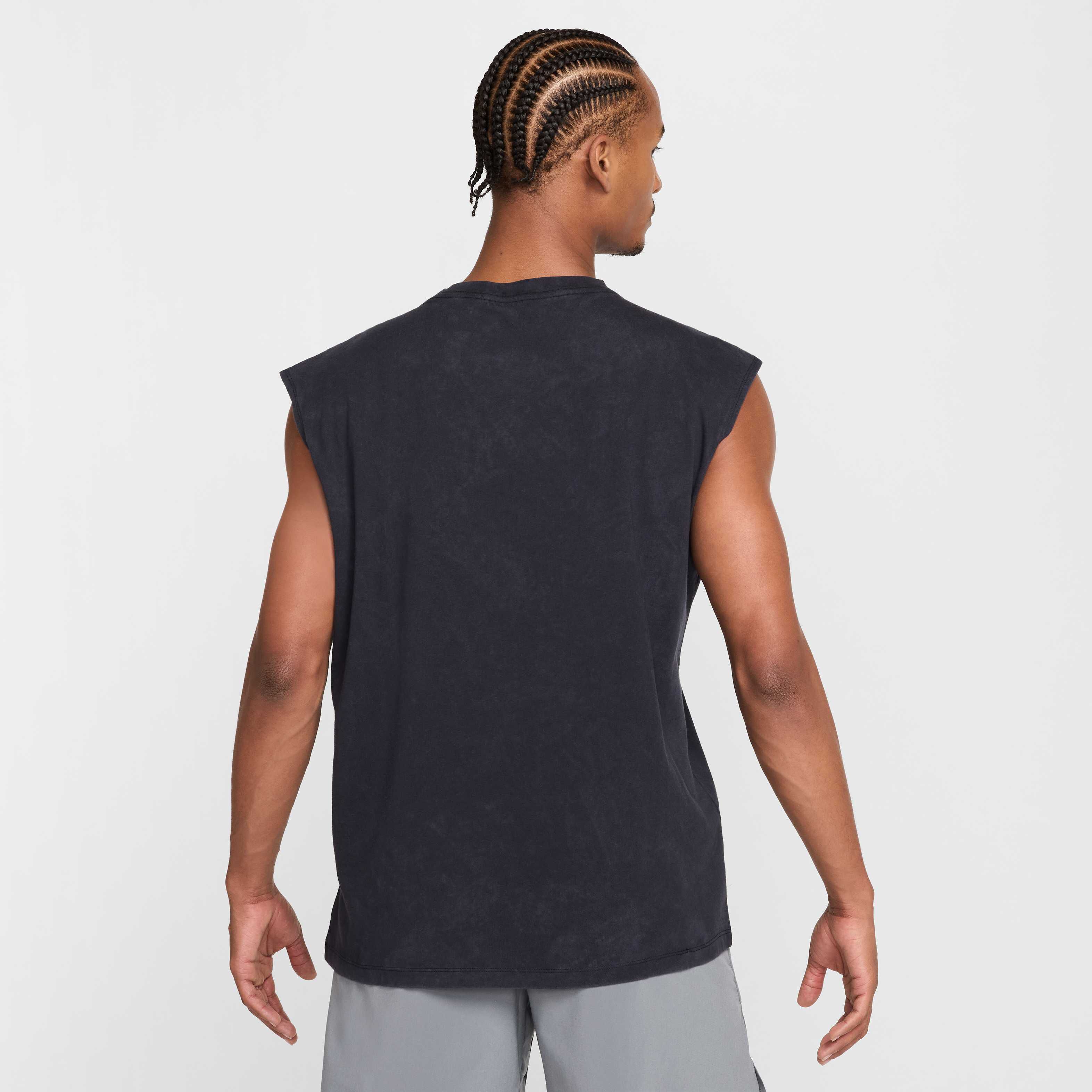 Buy Nike Men's Sleeveless T-Shirt - Black | Nike Saudi Official