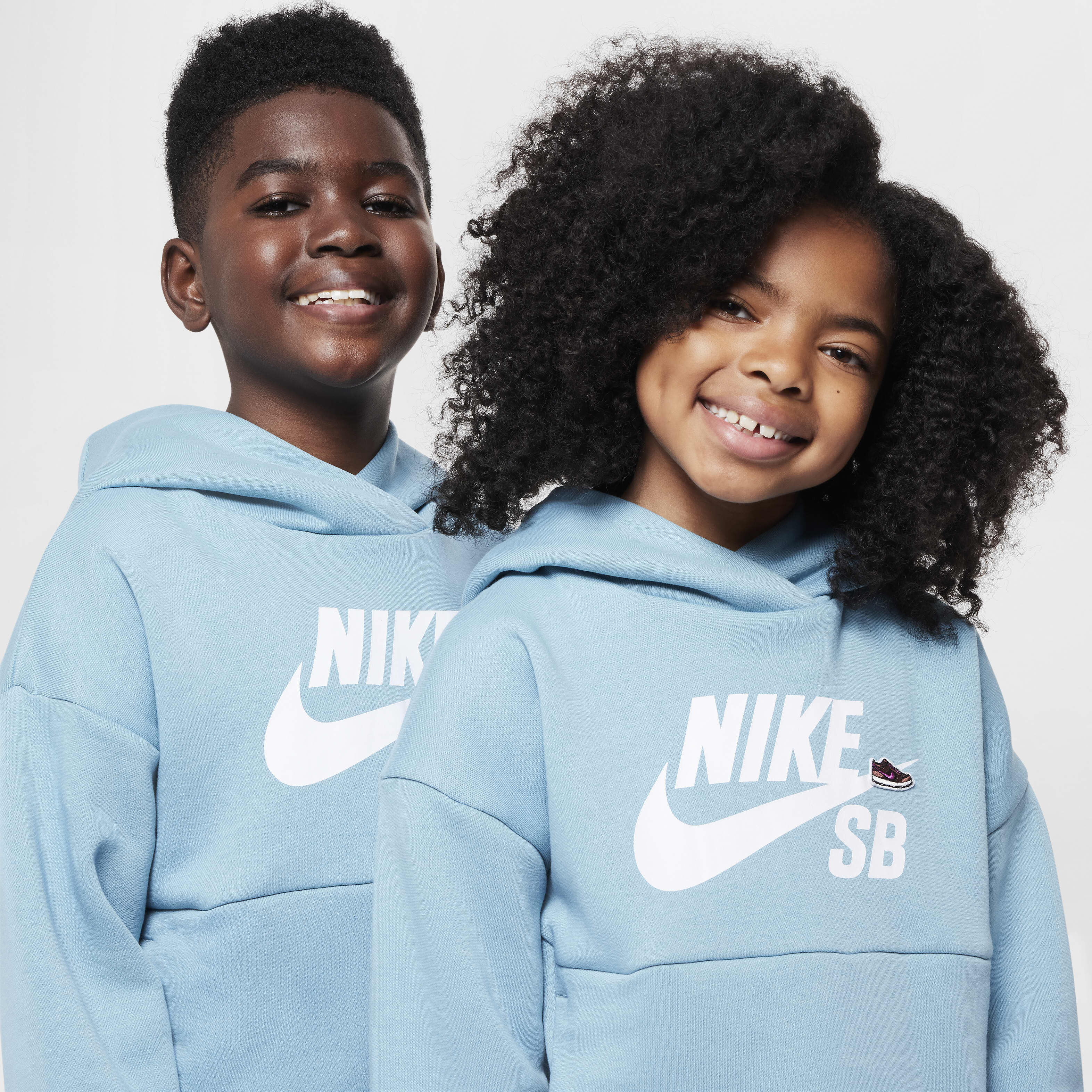 Buy Nike SB Icon Fleece EasyOn Older Kids Oversized Pullover Hoodie Nike Saudi Official