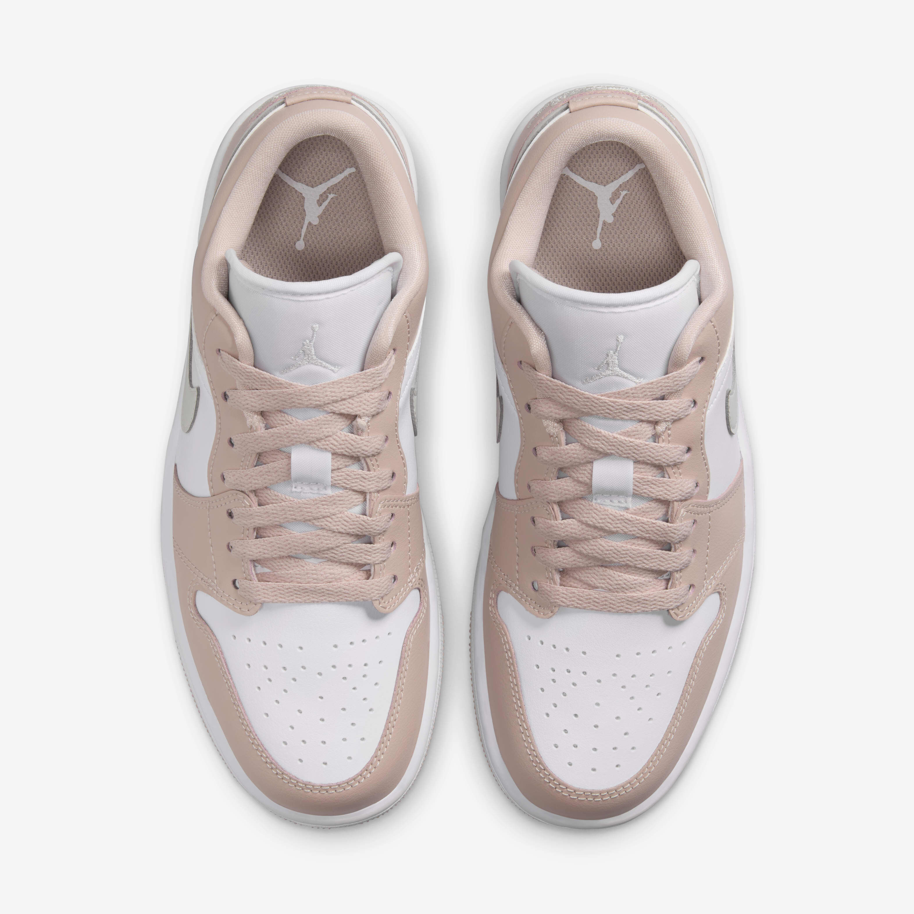 靴 Nike WMNS Air Jordan 1 Low DC0774-120 Amazon.com | NIKE Air Jordan 1 Low Women's Shoes (DC0774-120