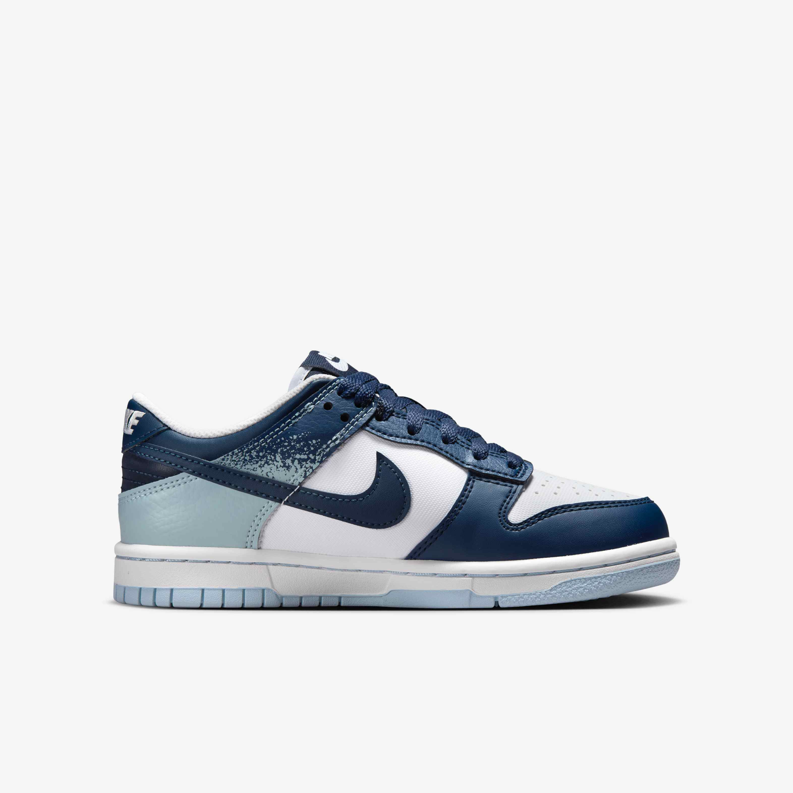Nike Dunk Low image number 2