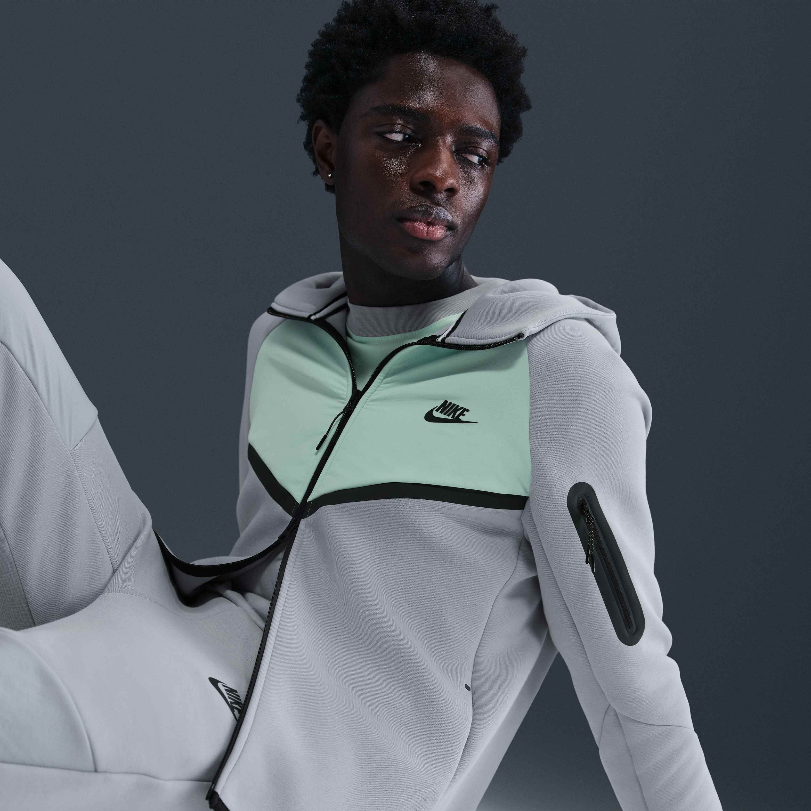 Nike Tech image number 2