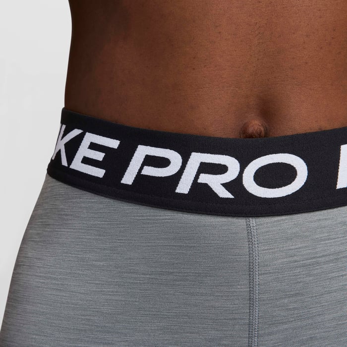 Nike Pro image number 2 Nike Pro image number 2