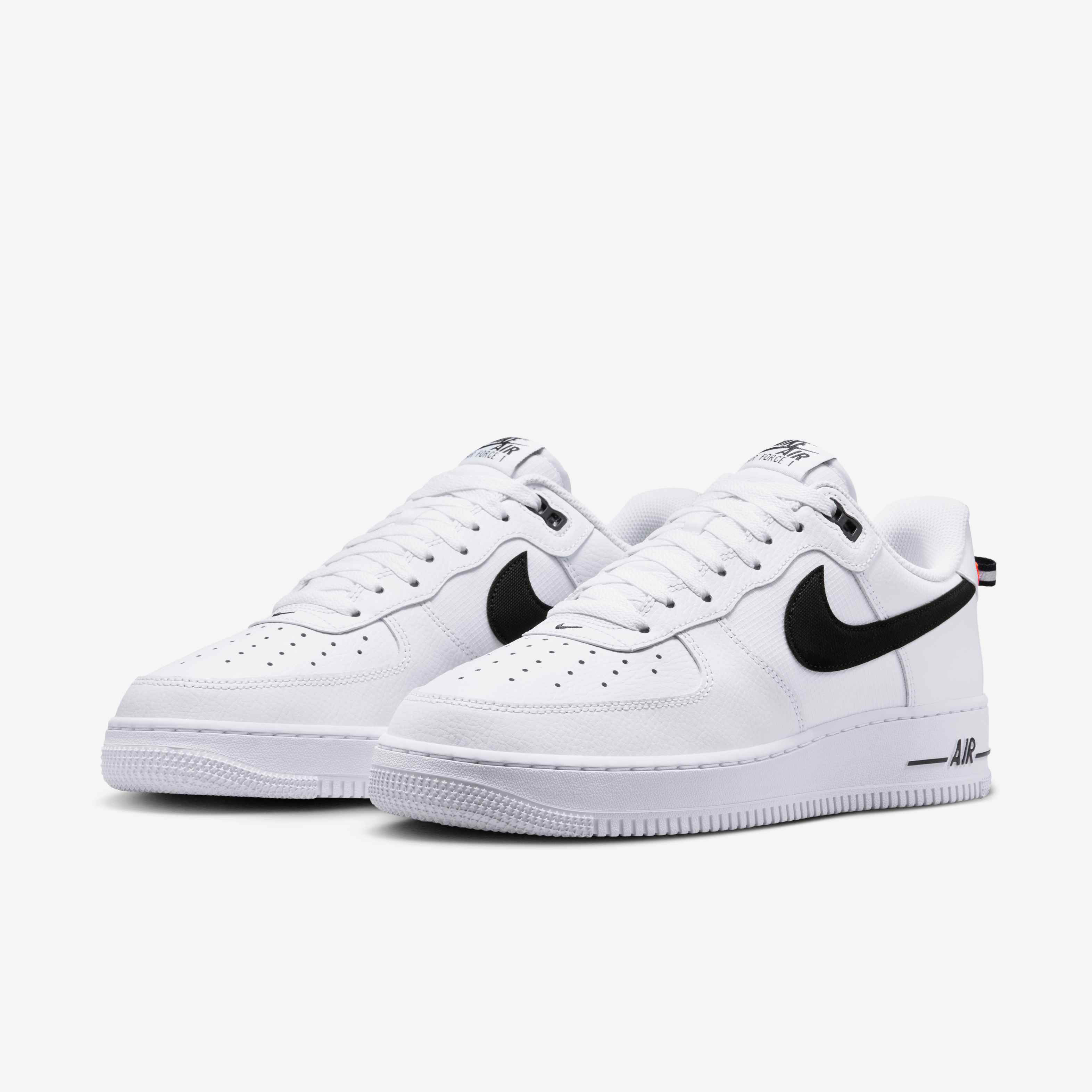 Nike Air Force 1 '07 LV8 image number 4
