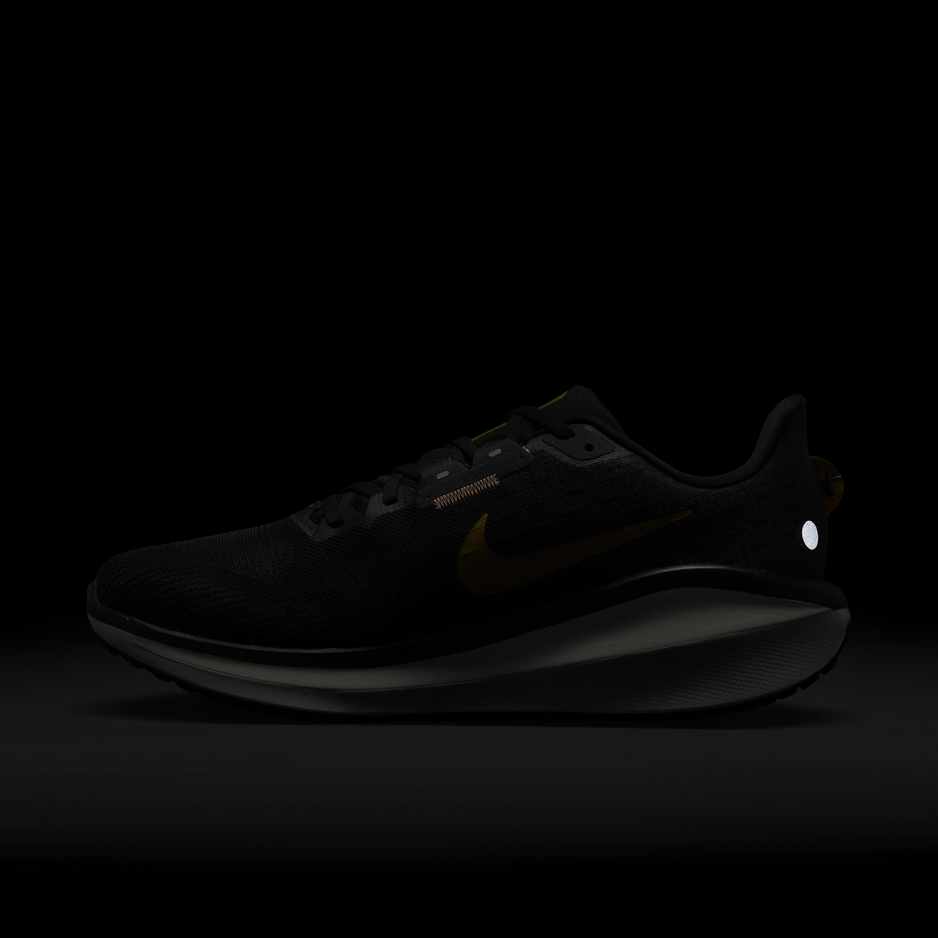 Buy Nike Vomero 17 Men s Road Running Shoes Nike Saudi Official