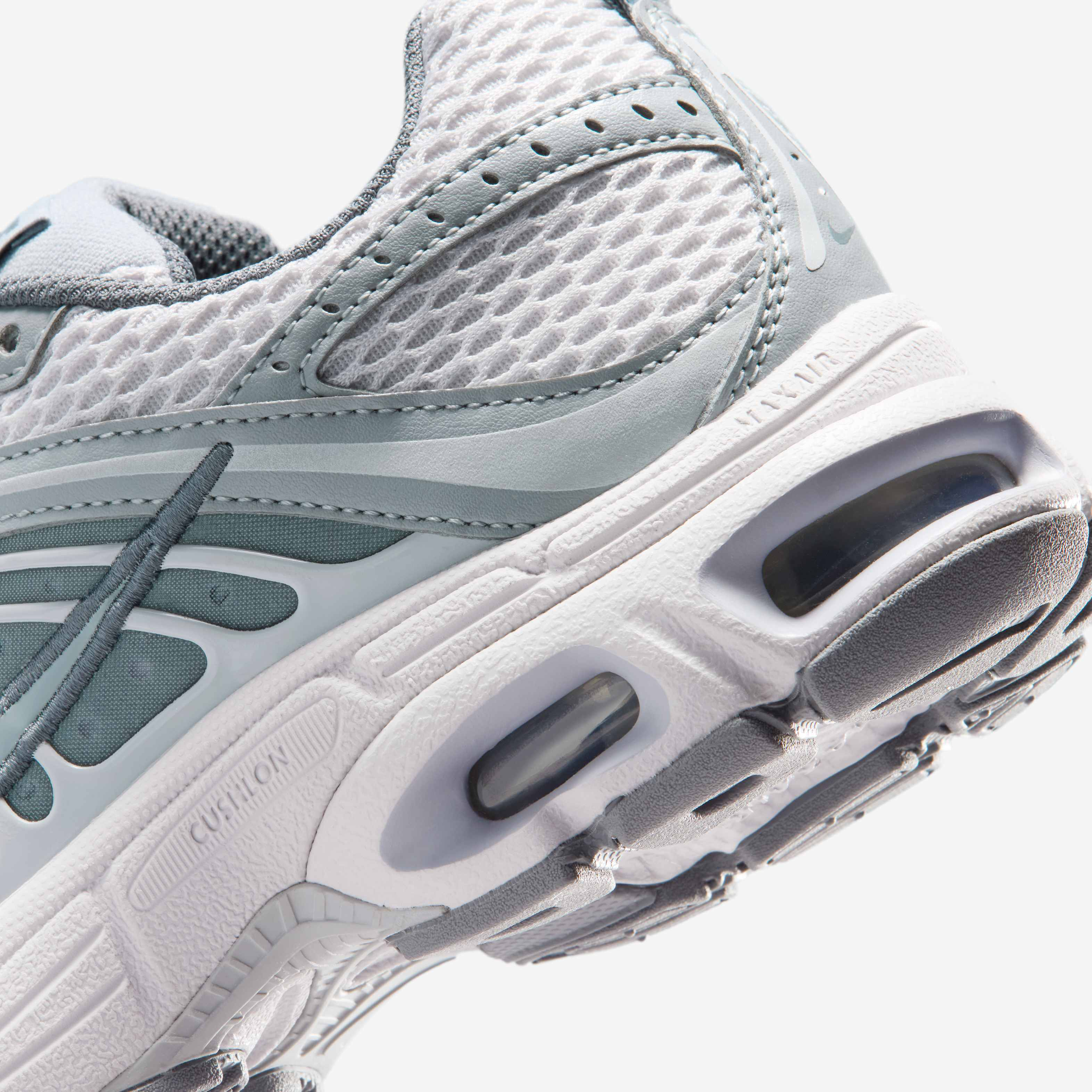 Nike Air Max Moto 2K image number 7