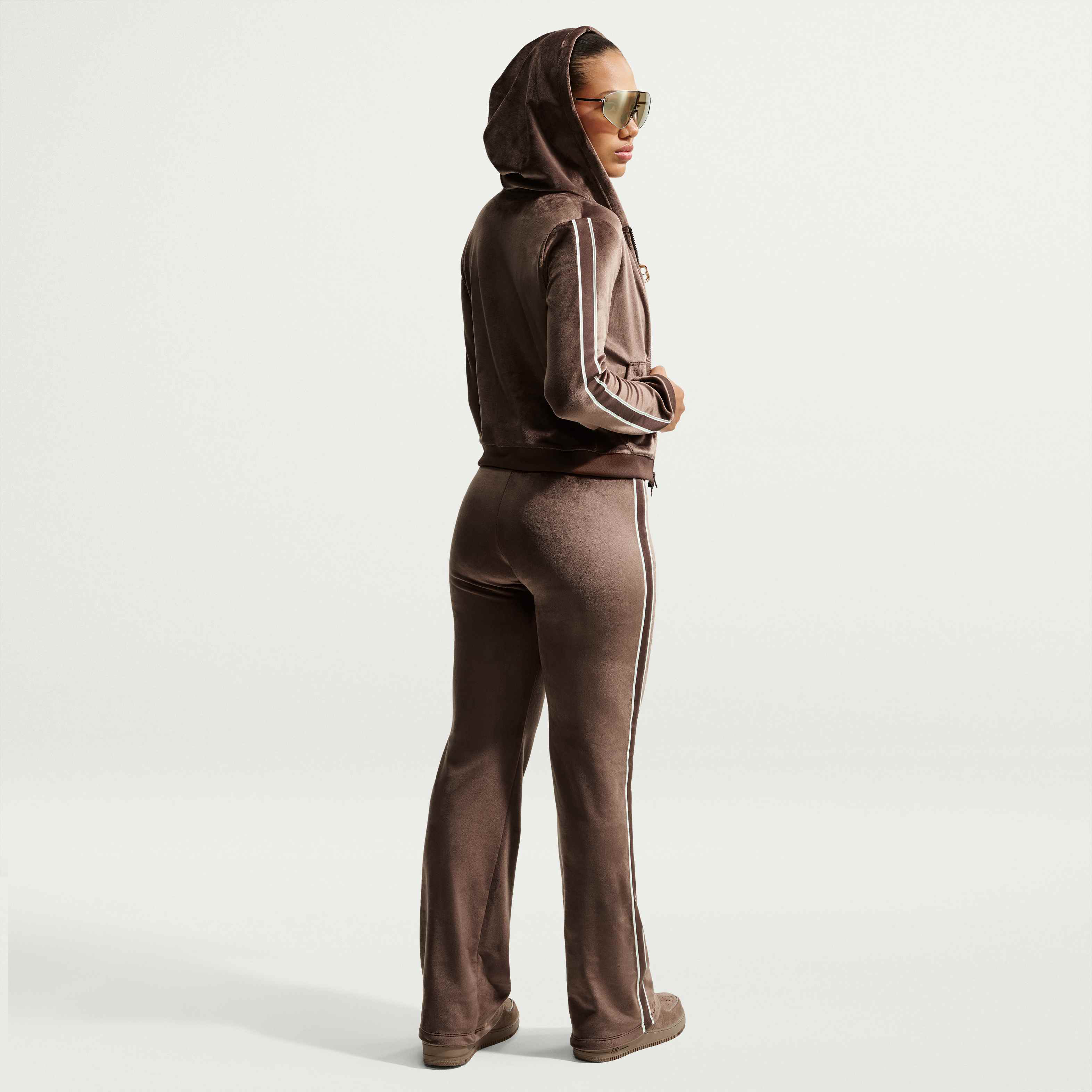 نايكي سبورتسوير image number 4