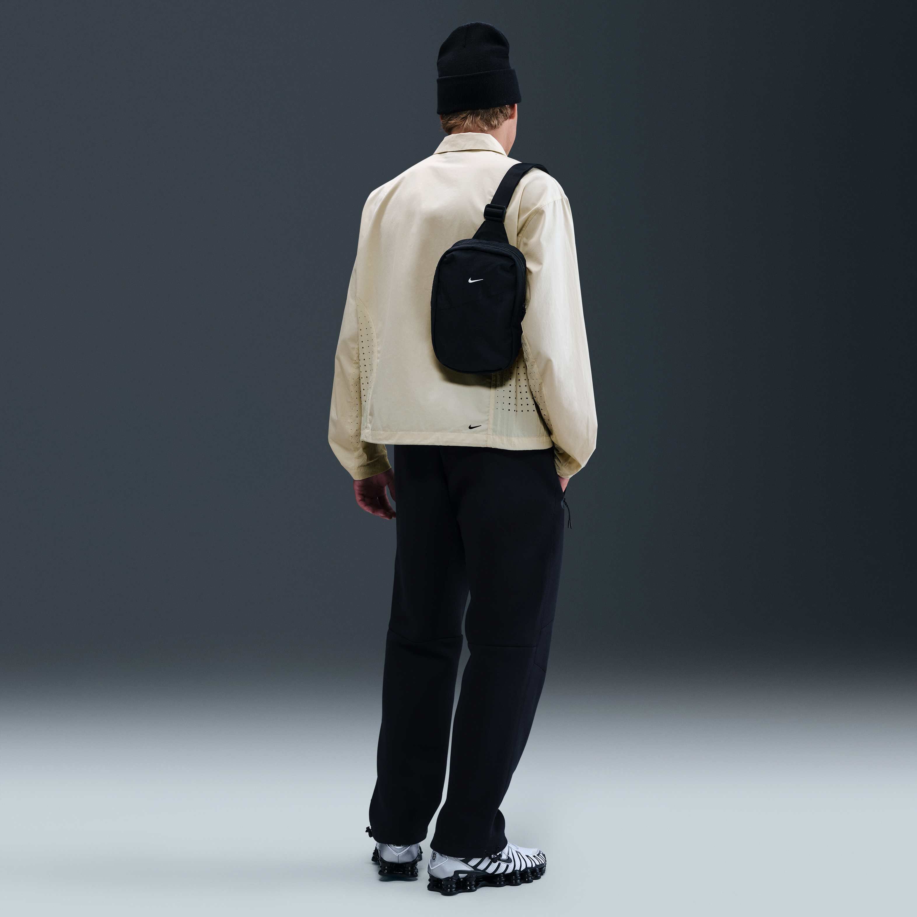 نايكي سبورتسوير تك image number 4