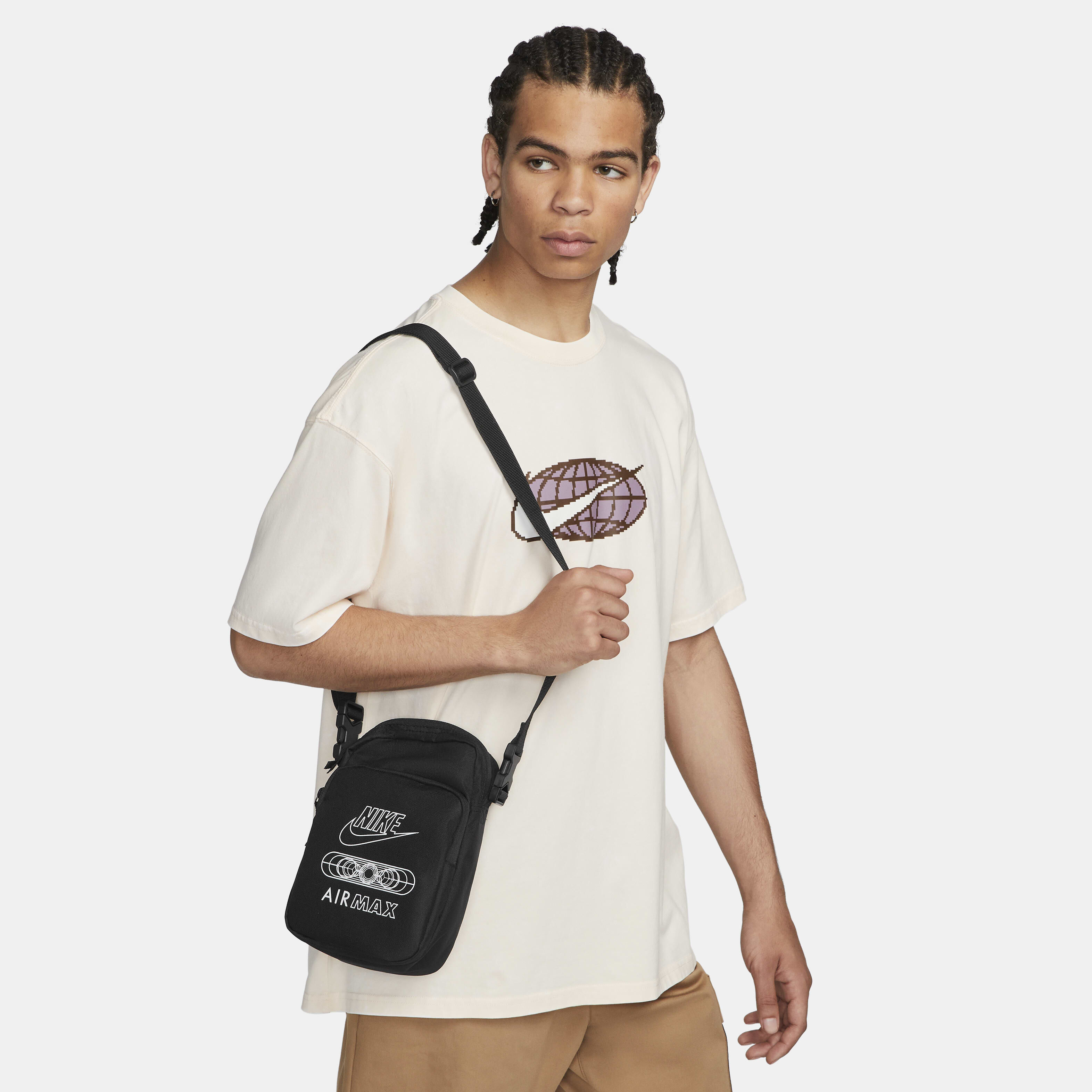 Buy Nike Air Max Heritage Cross-Body Bag (4L) - Black/Black