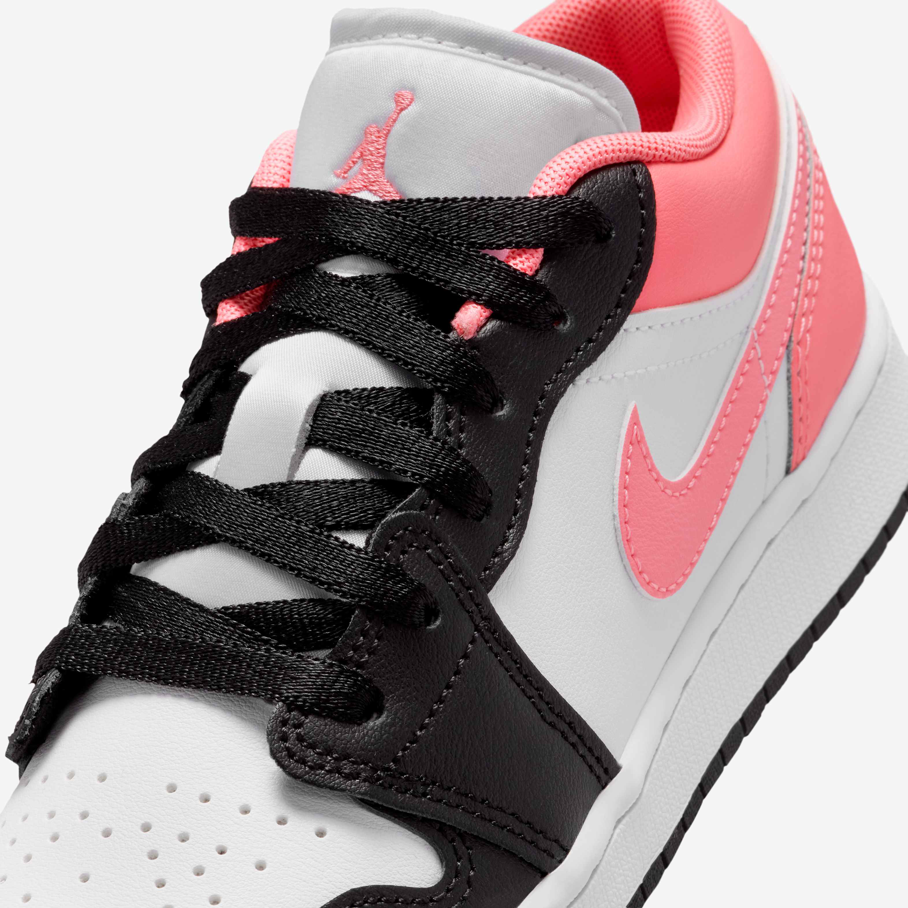 اير جوردن 1 لو image number 6