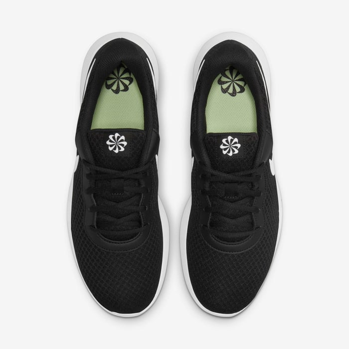 Nike Tanjun image number 4 Nike Tanjun image number 4
