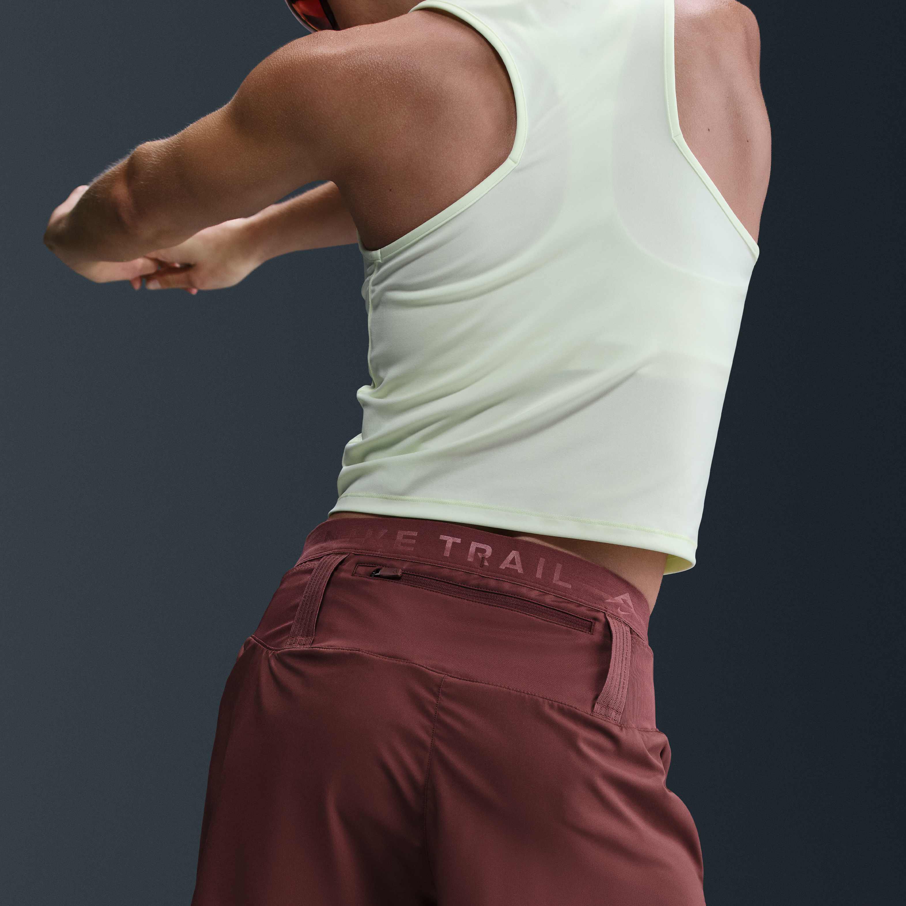 نايكي تريل image number 2