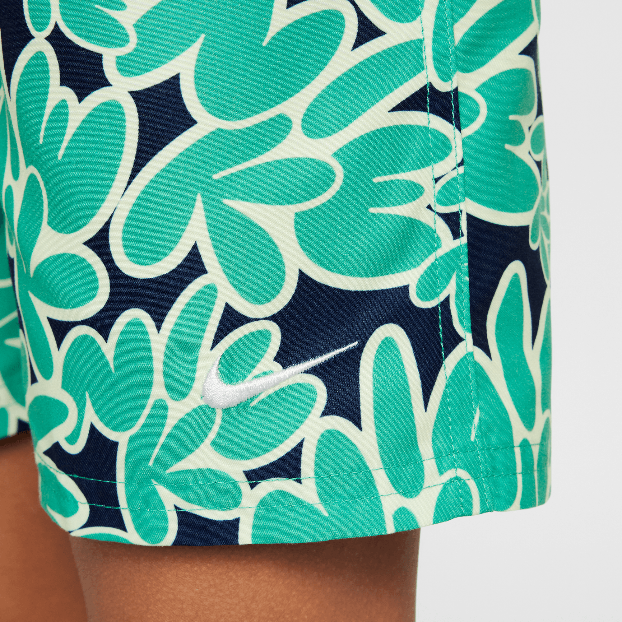 Nike Swim Breaker image number 3