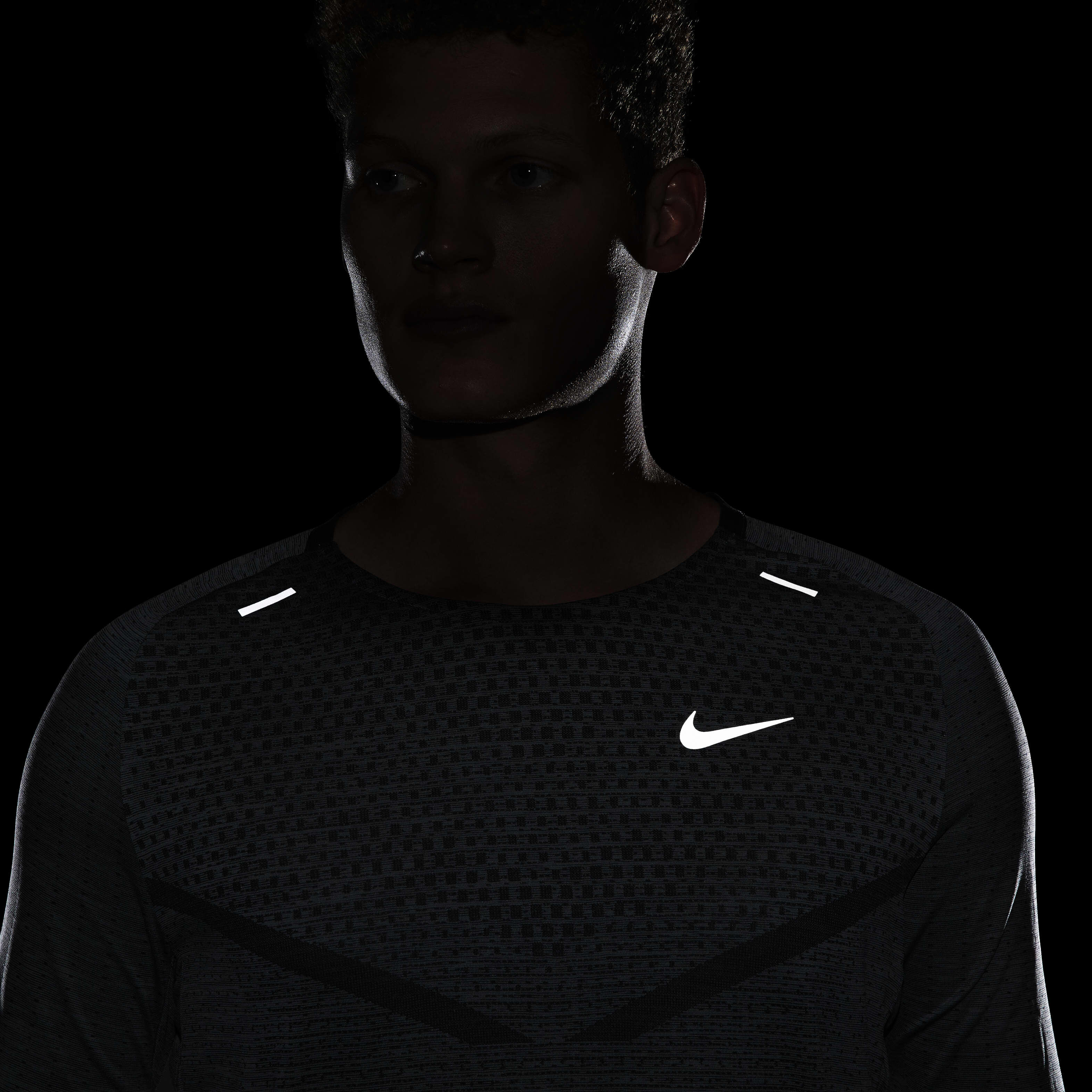 نايكي دراي-فت اي دي في تك-نت الترا image number 6