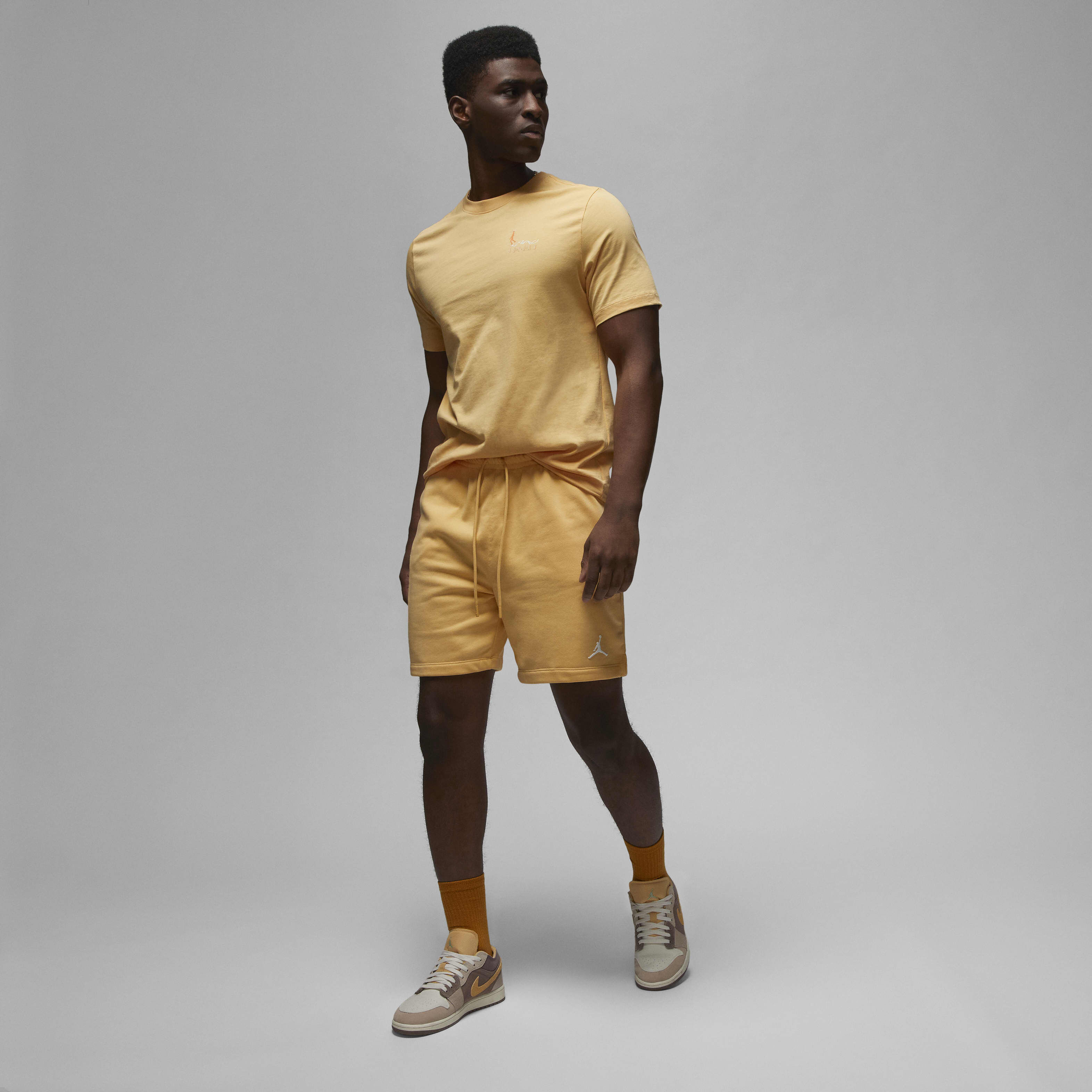 Jordan Essentials image number 5