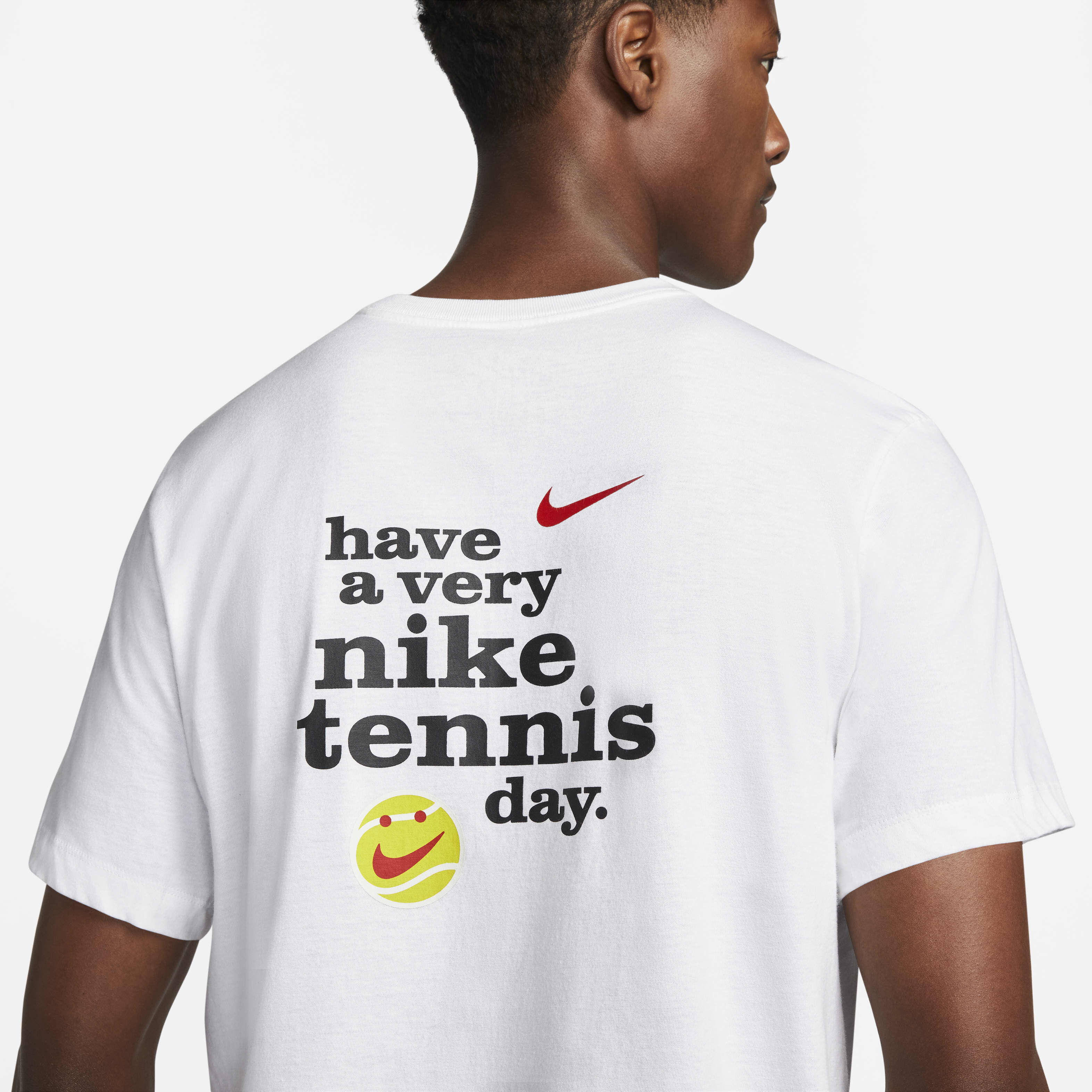 Buy NikeCourt Men s Tennis T Shirt Nike Saudi Official