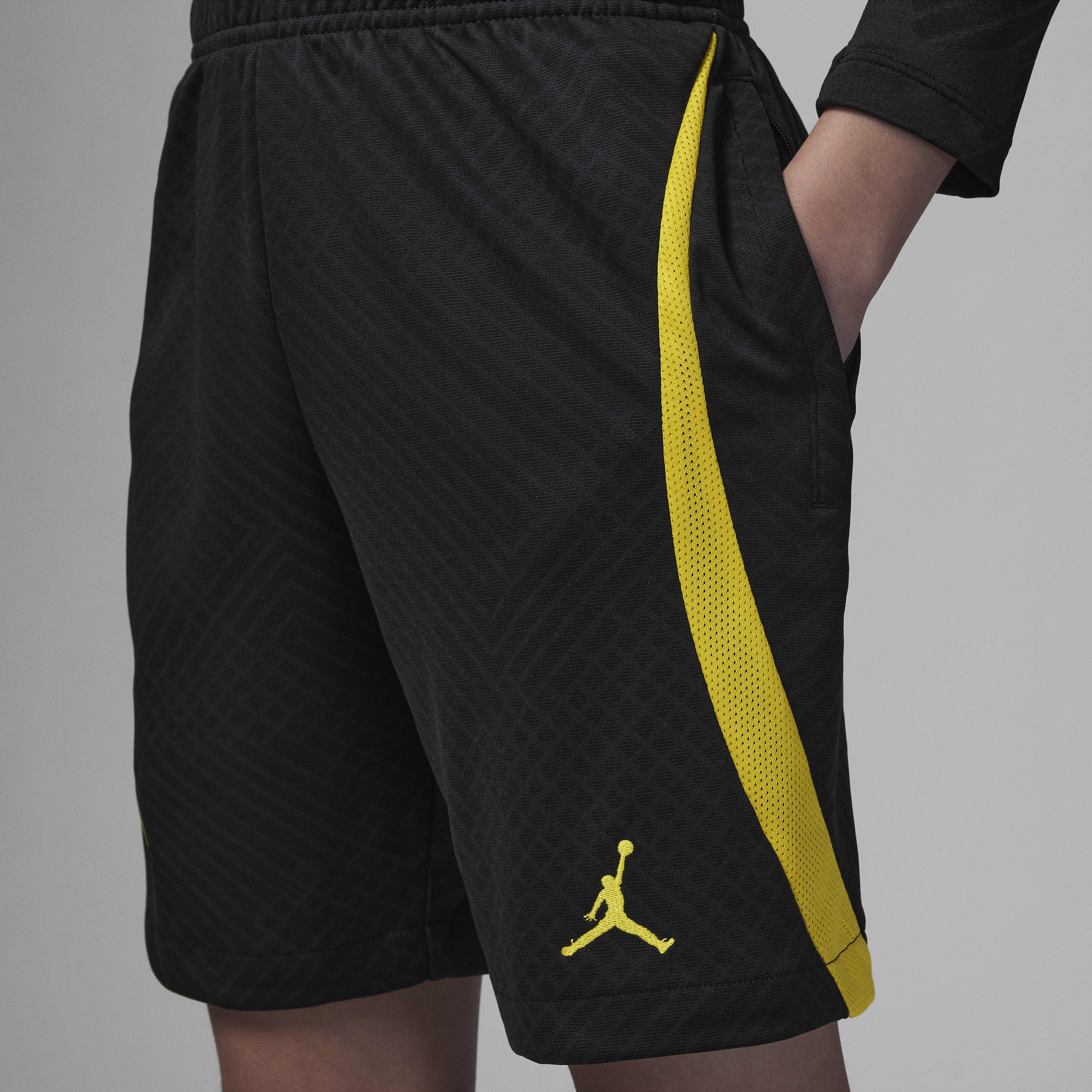 باريس سان جيرمان سترايك image number 3