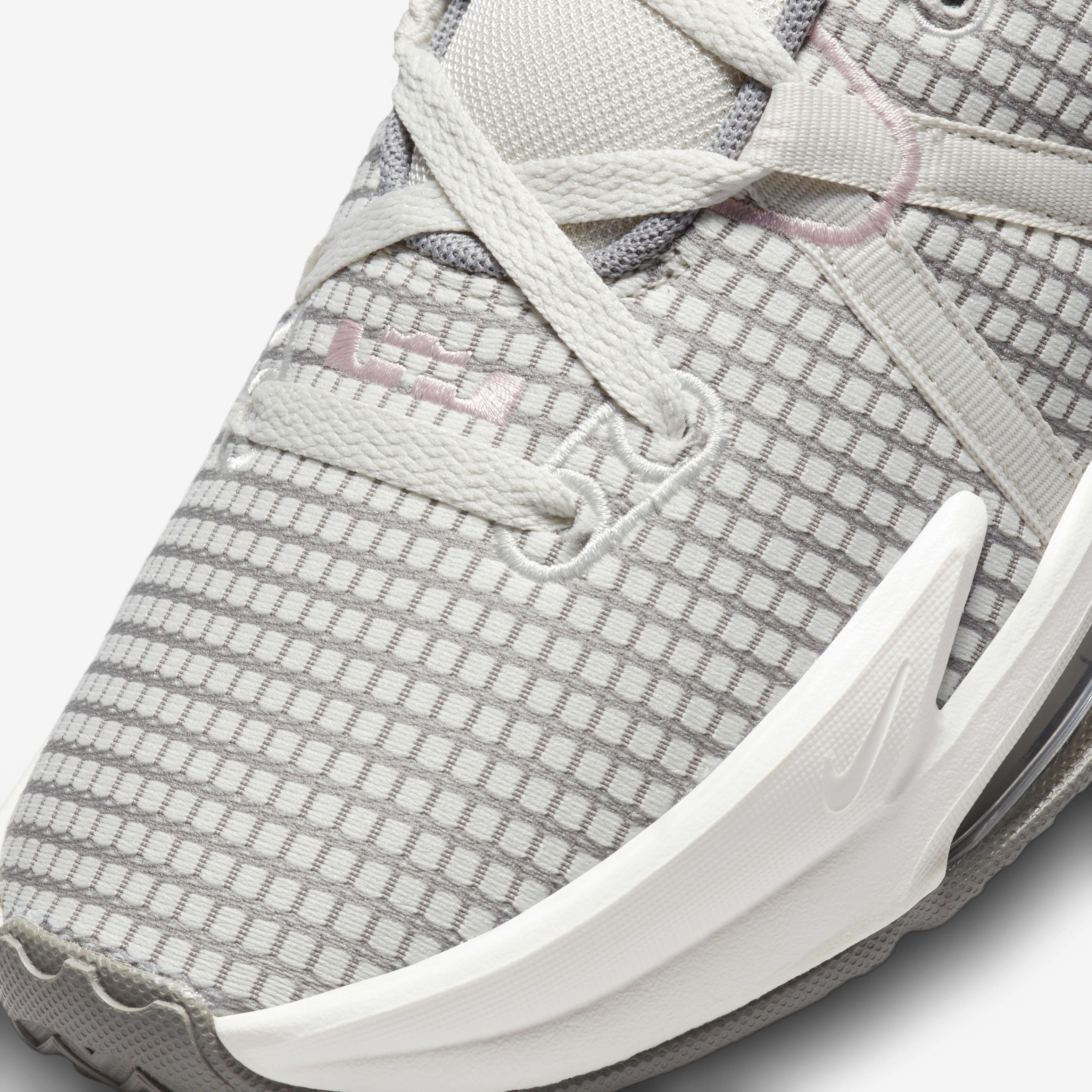 ليبرون ويتنس 7 image number 6