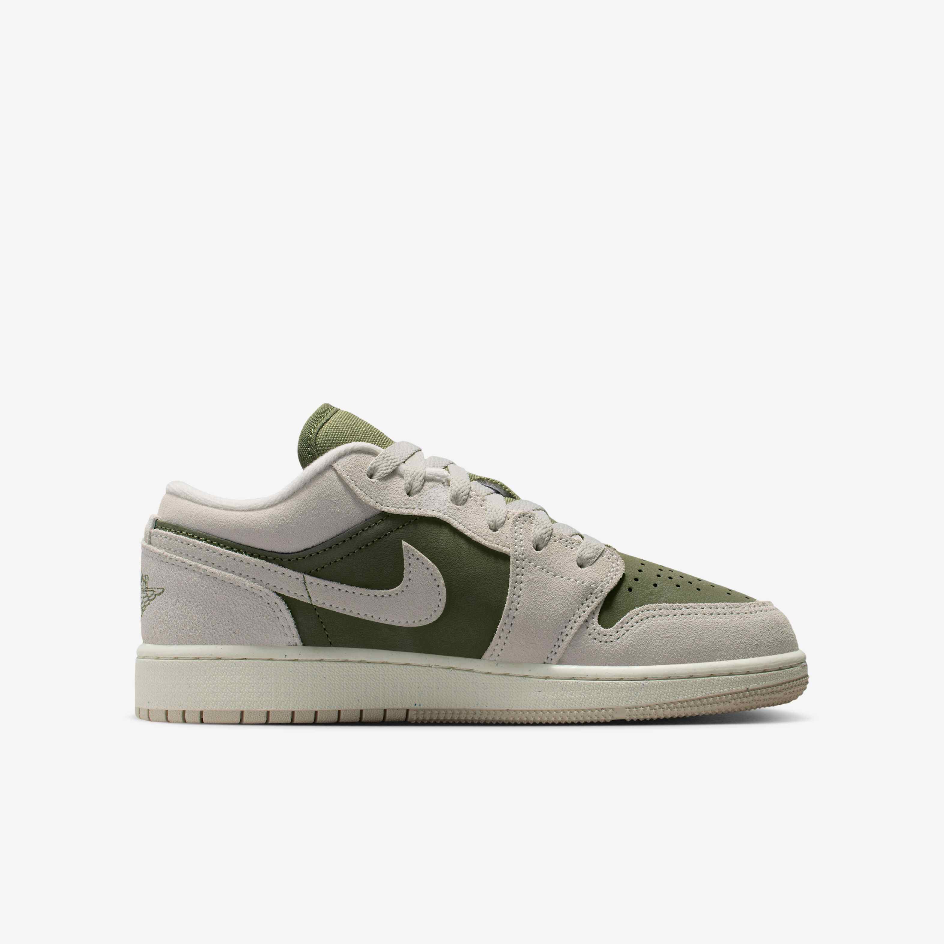 Air Jordan 1 Low SE image number 2