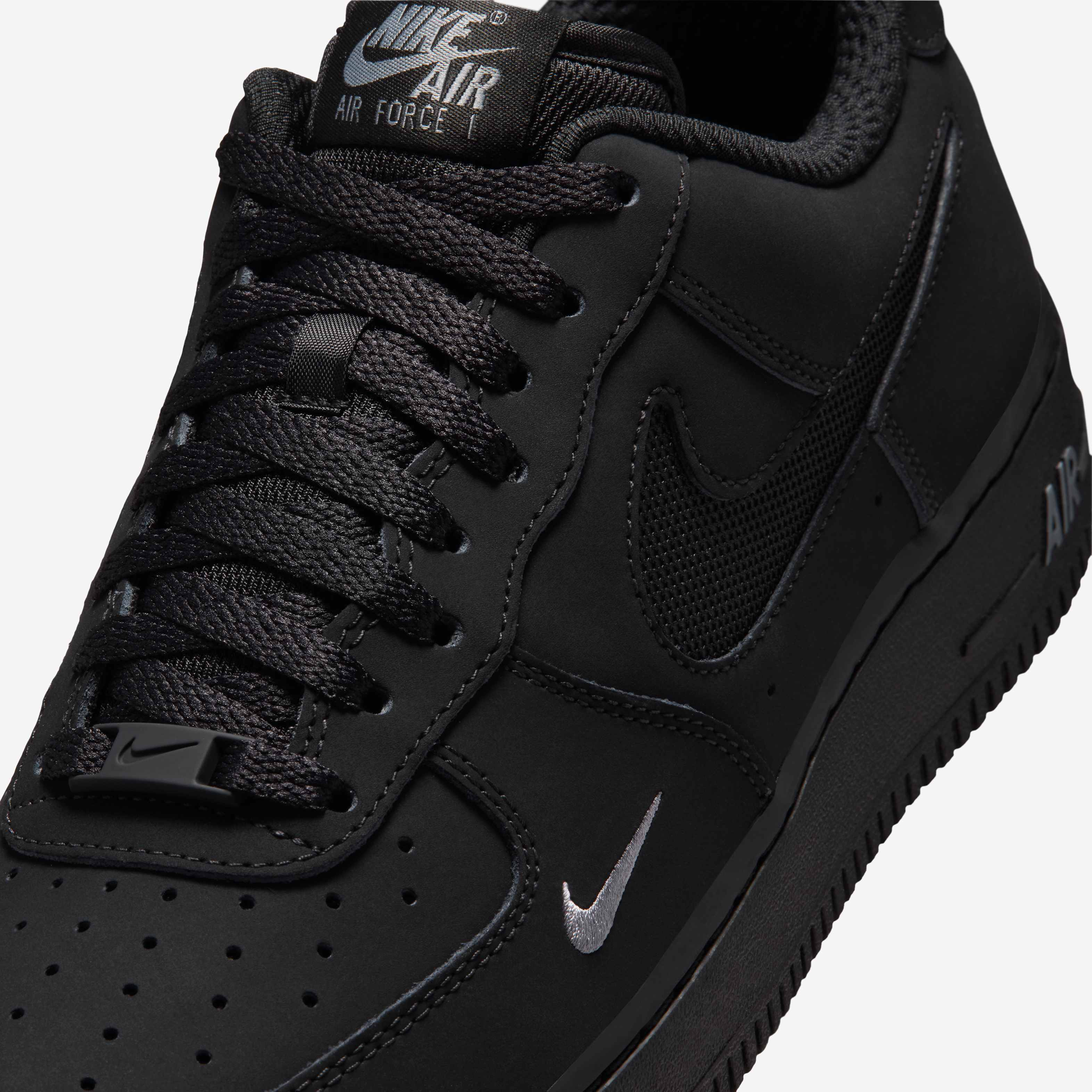 Nike Air Force 1 '07 LV8 image number 6