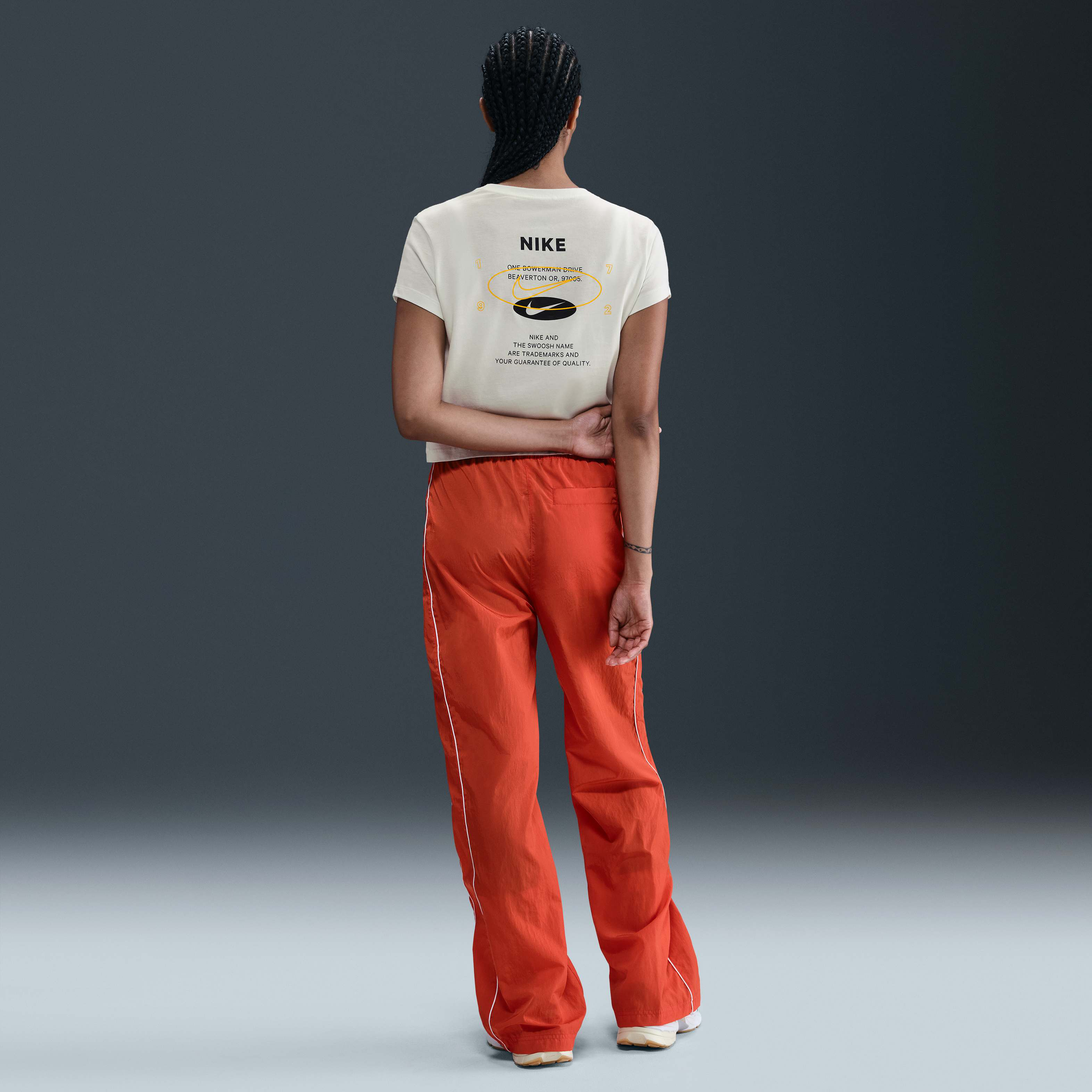 نايكي سبورتسوير image number 4