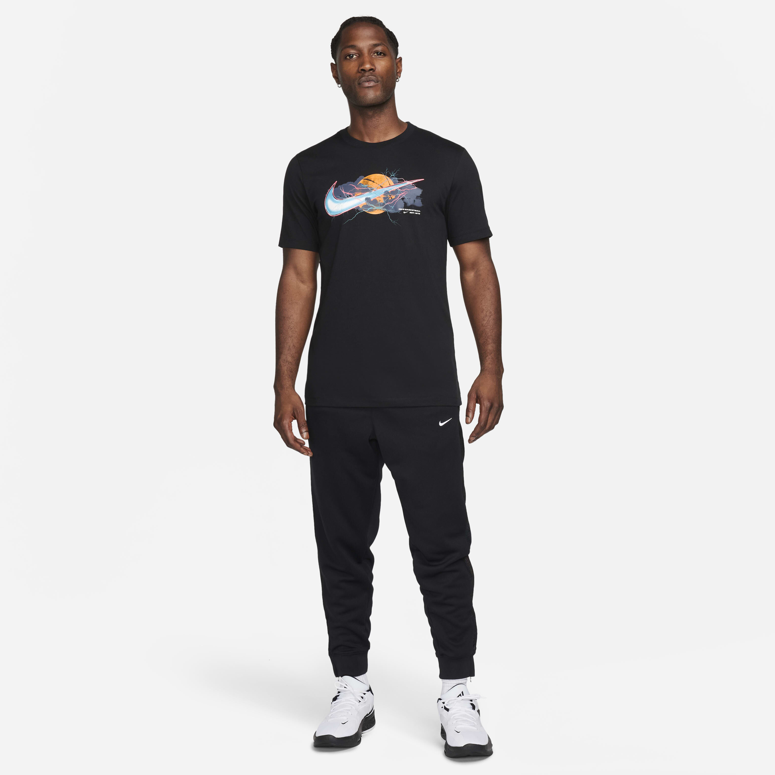 نايكي سووش image number 4