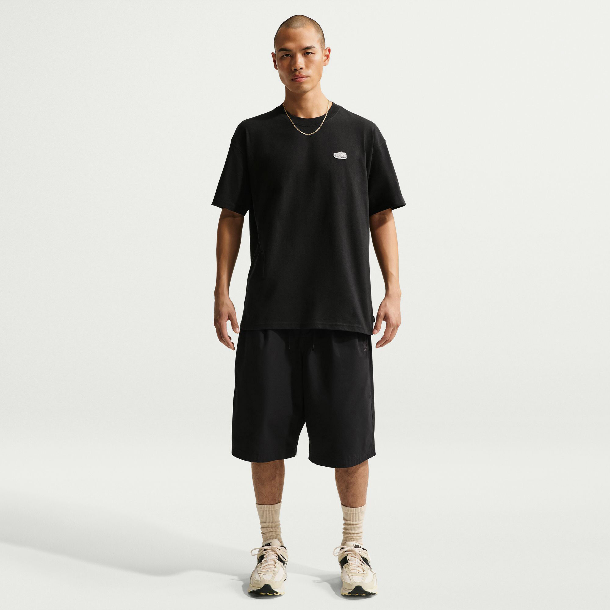 Nike Sportswear image number 0